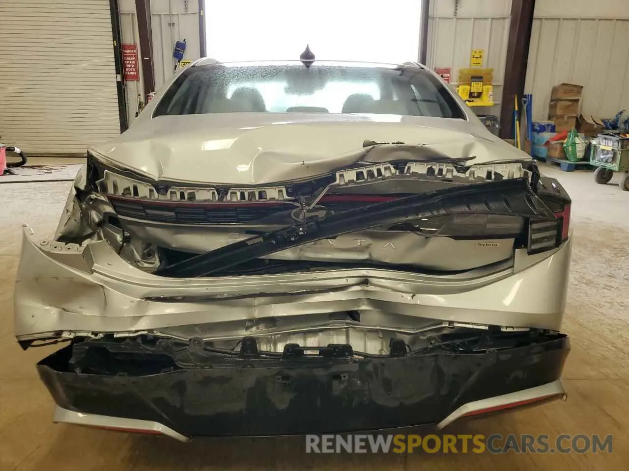 6 Photograph of a damaged car KMHL34JJ4RA099458 HYUNDAI SONATA 2024