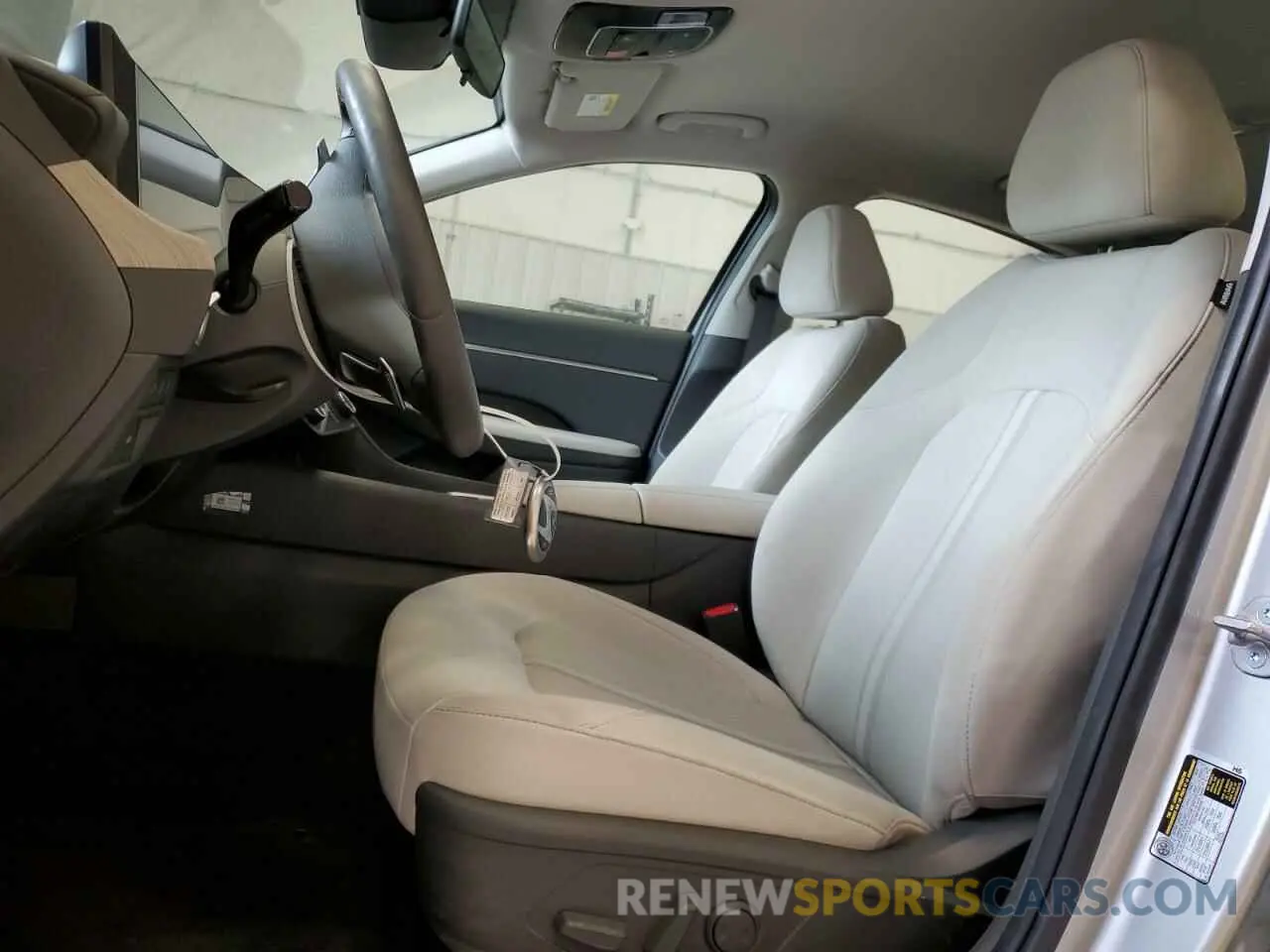 7 Photograph of a damaged car KMHL34JJ4RA099458 HYUNDAI SONATA 2024