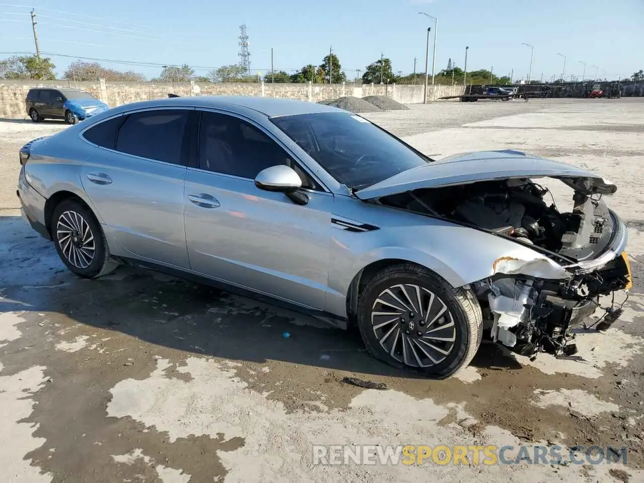4 Photograph of a damaged car KMHL34JJ6RA092656 HYUNDAI SONATA 2024