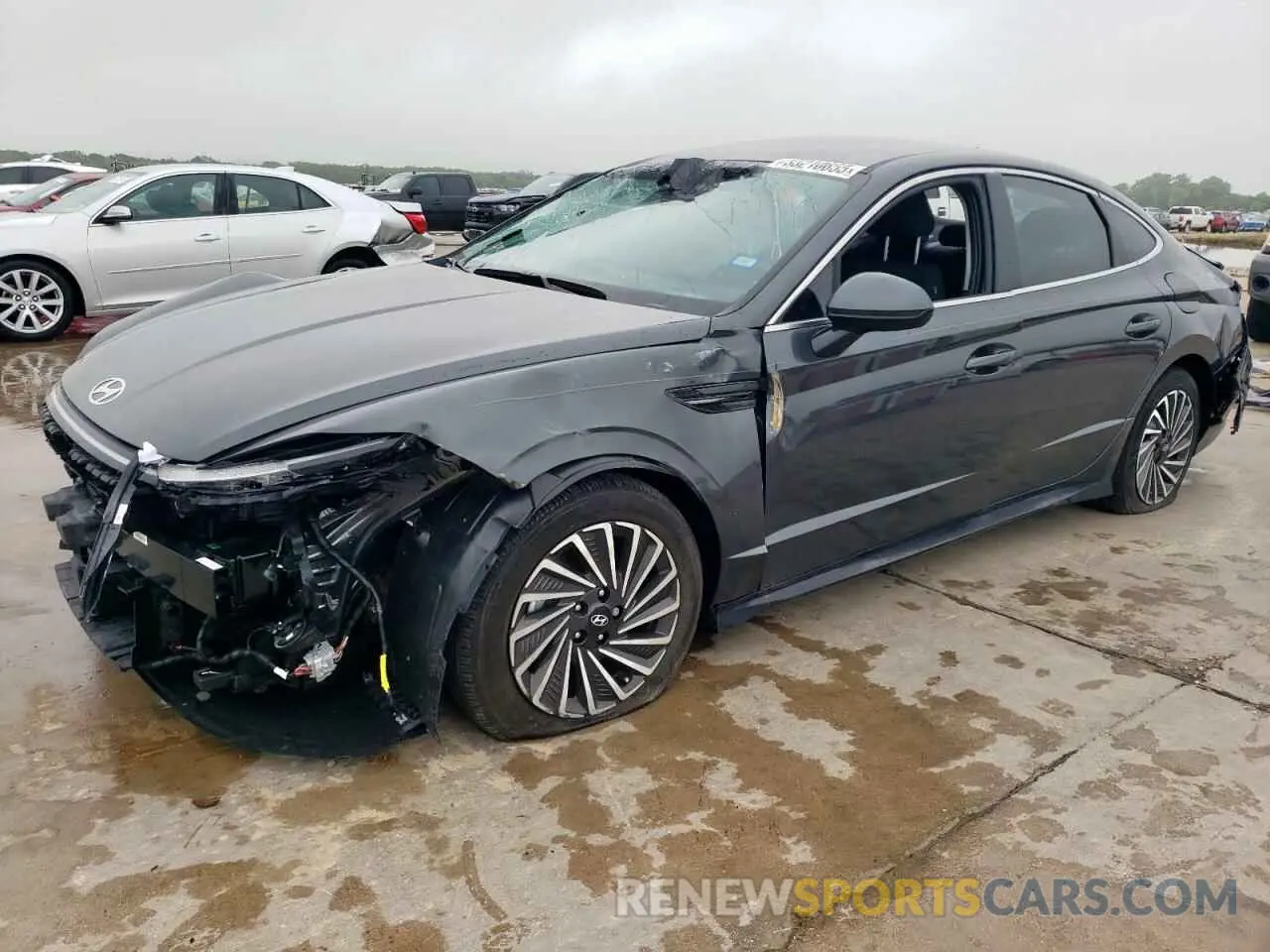 1 Photograph of a damaged car KMHL34JJ8RA091329 HYUNDAI SONATA 2024