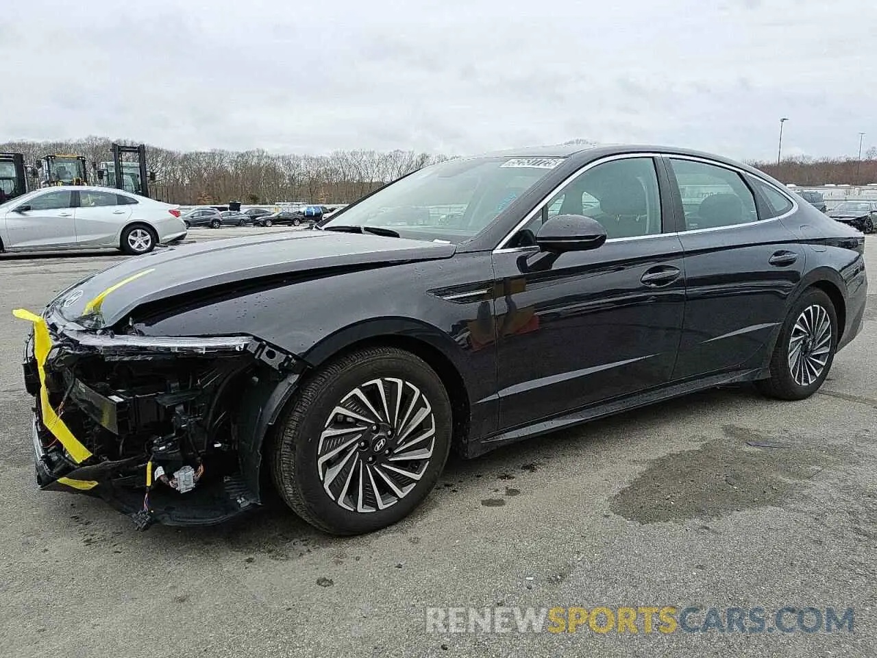1 Photograph of a damaged car KMHL34JJ8RA098040 HYUNDAI SONATA 2024