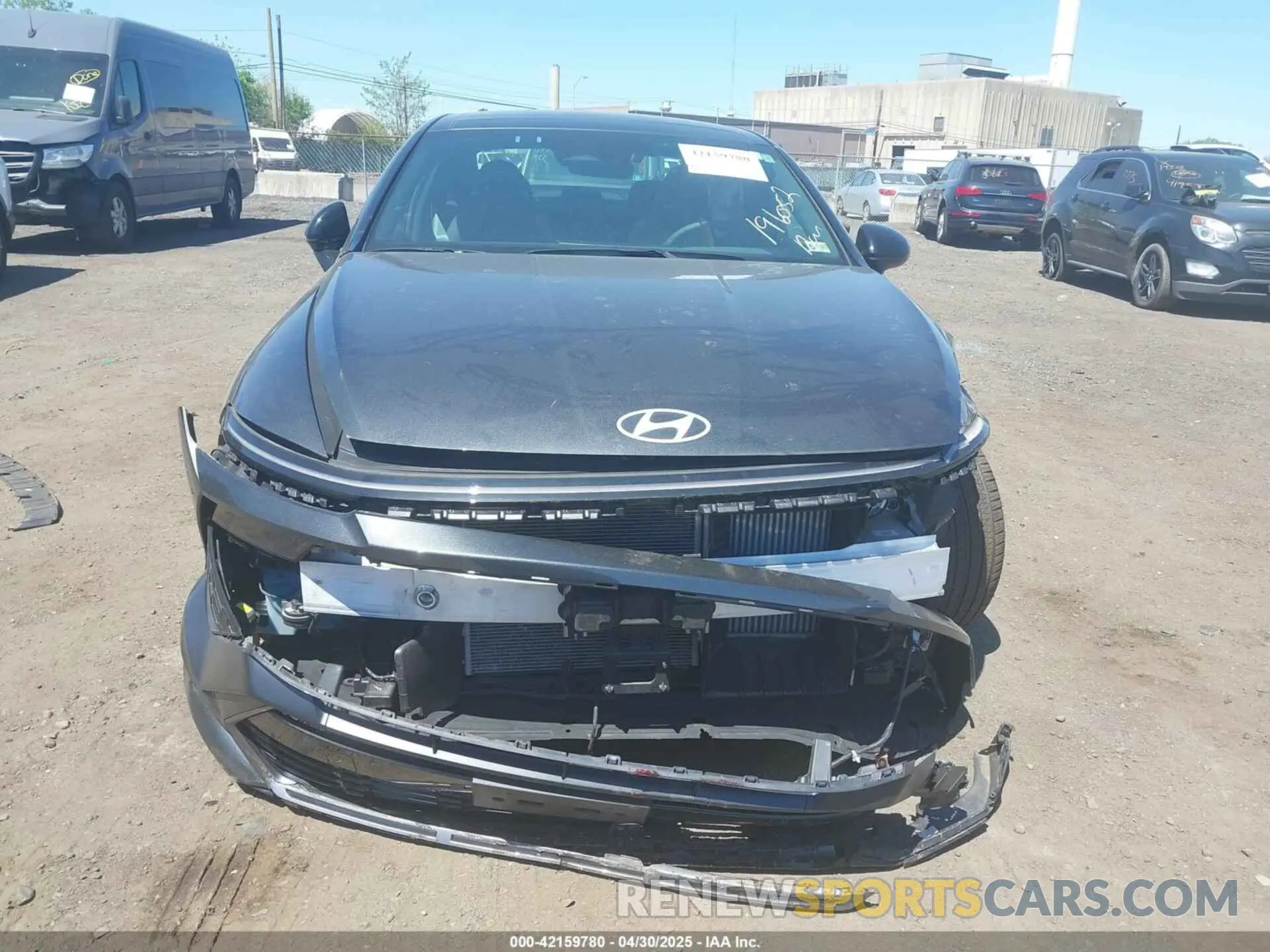 11 Photograph of a damaged car KMHL54JC5RA363850 HYUNDAI SONATA 2024