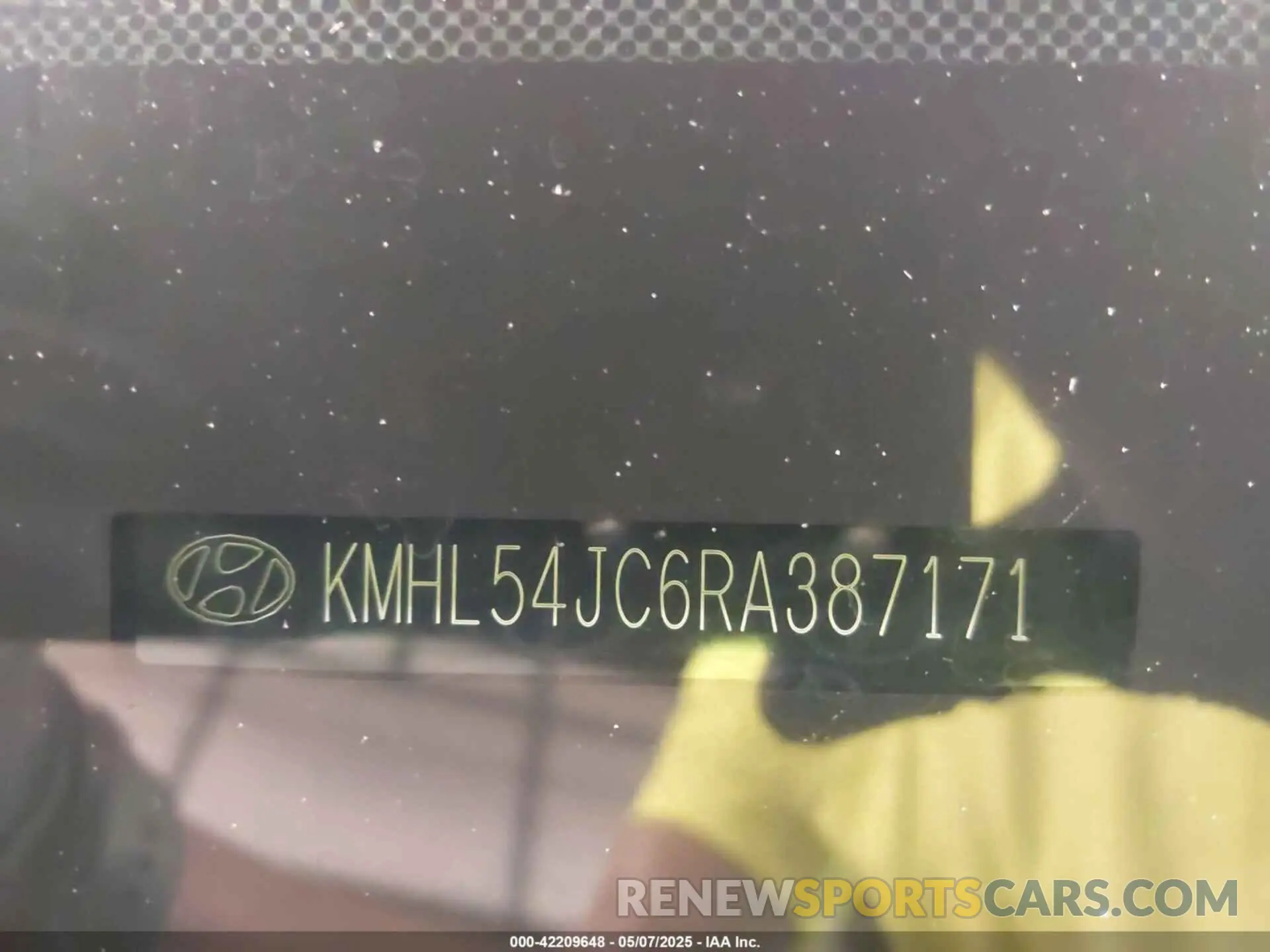 18 Photograph of a damaged car KMHL54JC6RA387171 HYUNDAI SONATA 2024