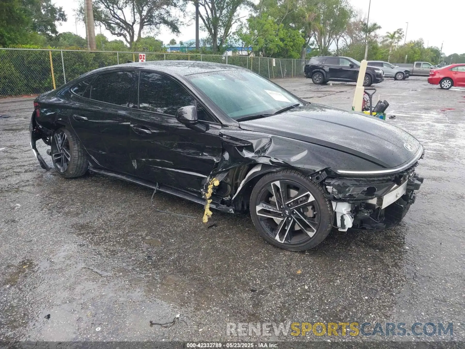 1 Photograph of a damaged car KMHL54JC7RA370525 HYUNDAI SONATA 2024