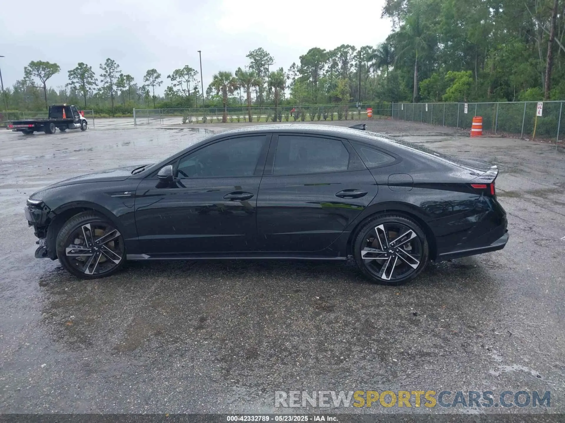14 Photograph of a damaged car KMHL54JC7RA370525 HYUNDAI SONATA 2024