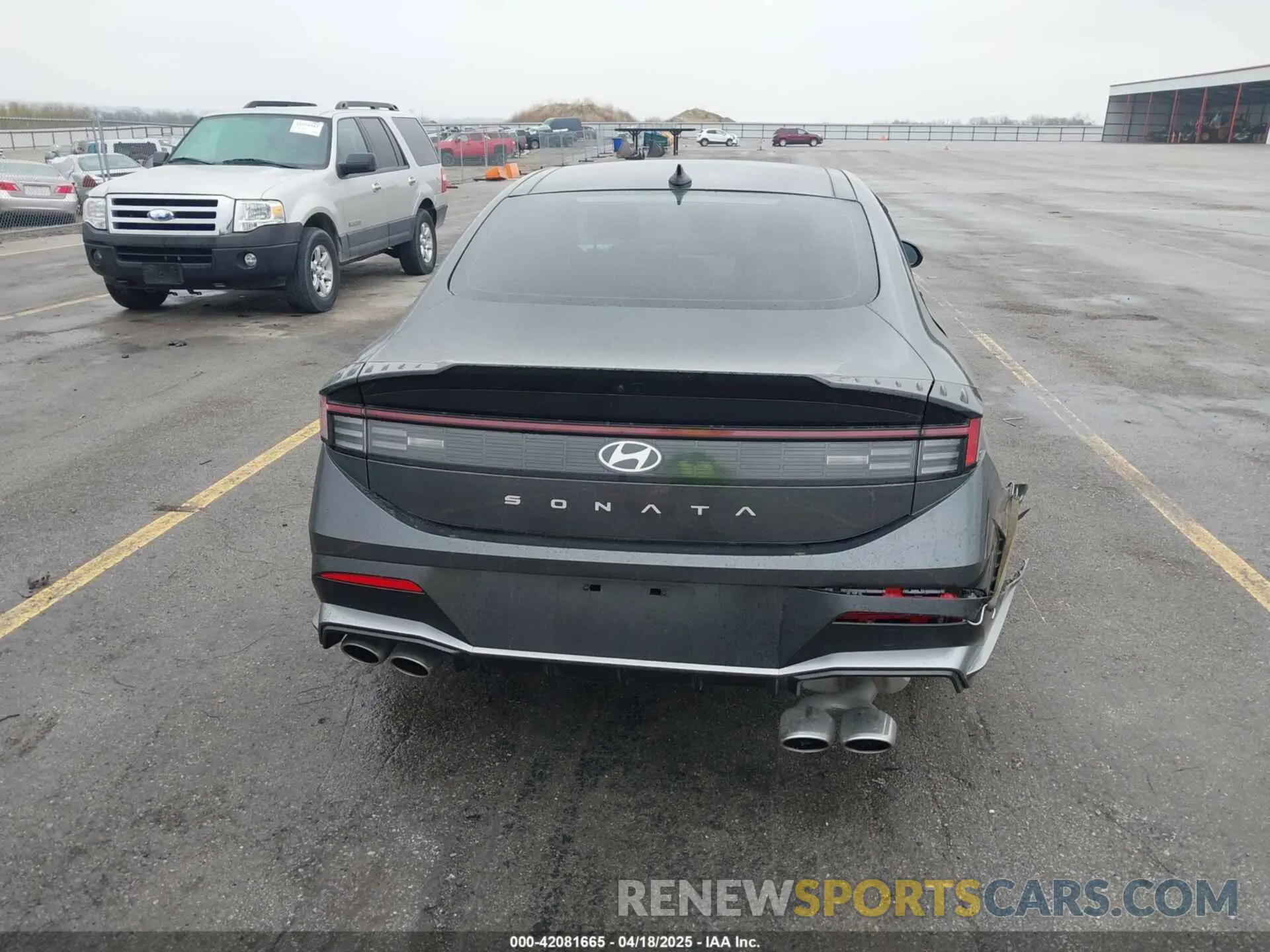 18 Photograph of a damaged car KMHL54JC8RA387513 HYUNDAI SONATA 2024