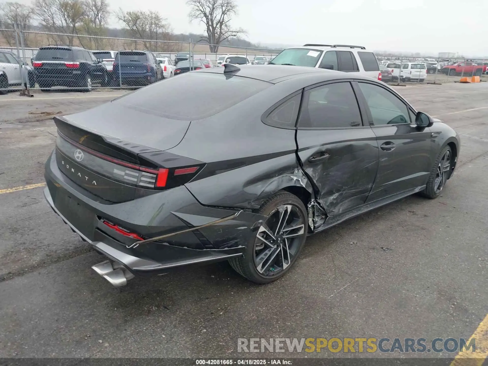 19 Photograph of a damaged car KMHL54JC8RA387513 HYUNDAI SONATA 2024