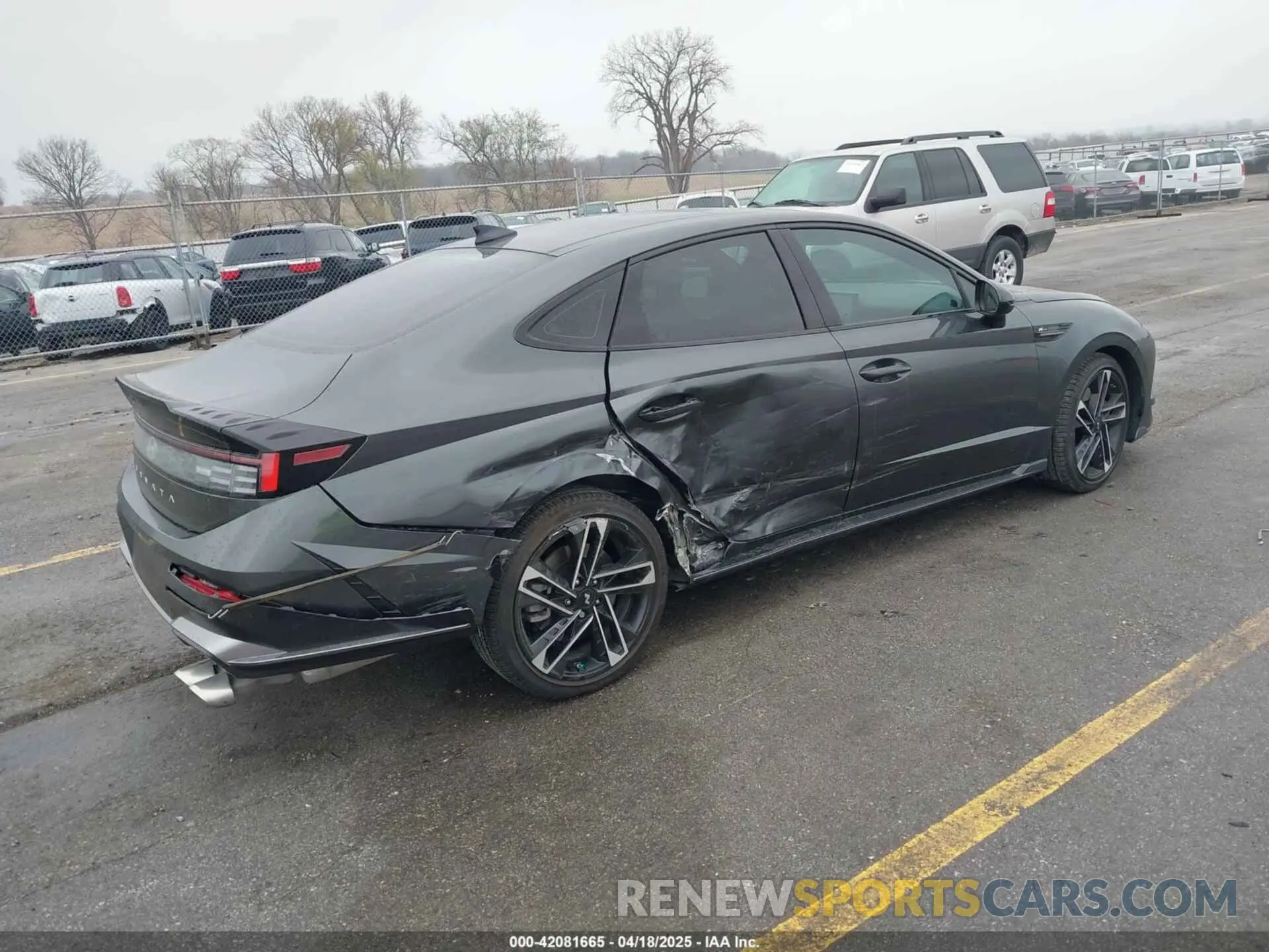 4 Photograph of a damaged car KMHL54JC8RA387513 HYUNDAI SONATA 2024