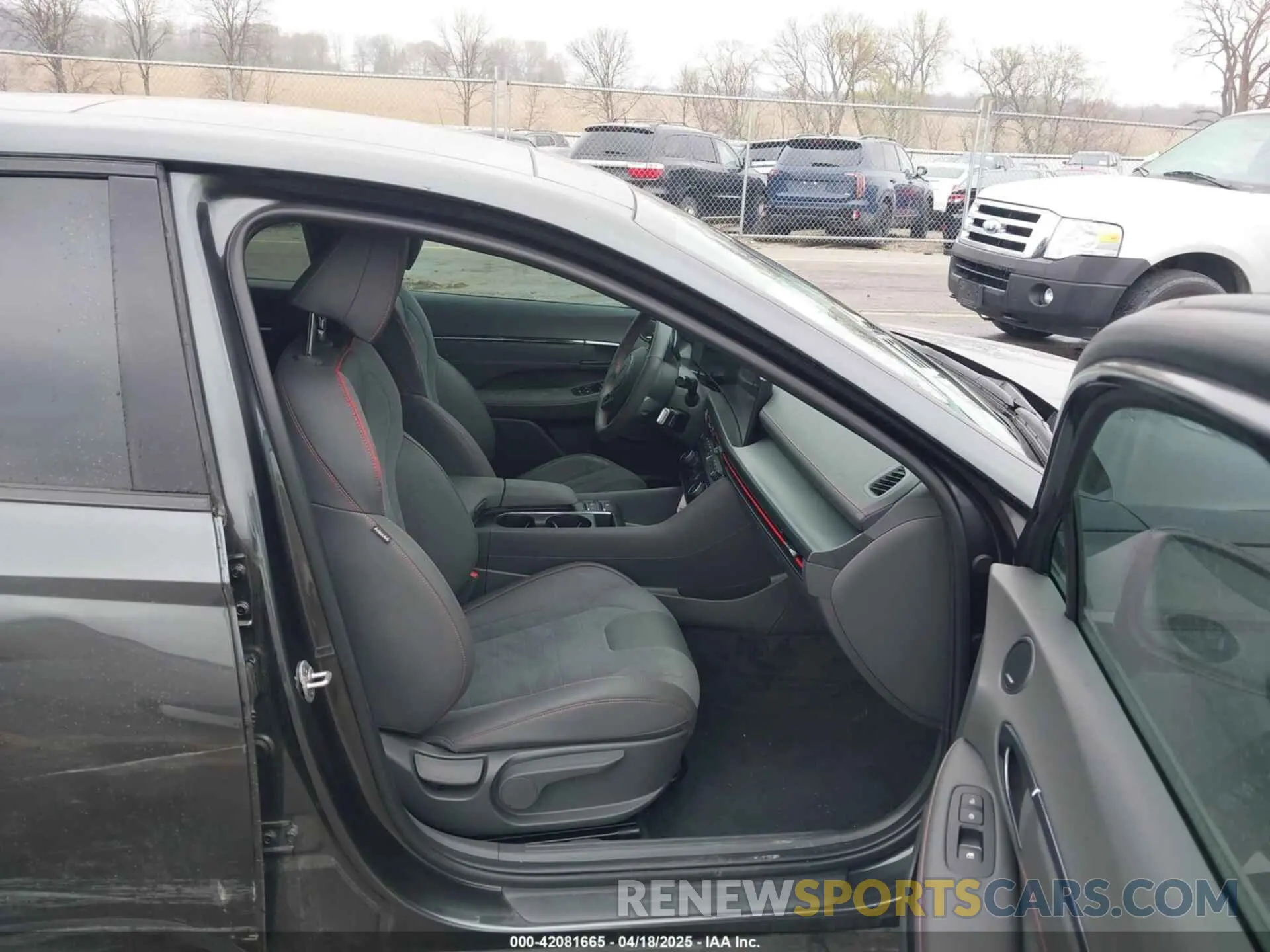 5 Photograph of a damaged car KMHL54JC8RA387513 HYUNDAI SONATA 2024