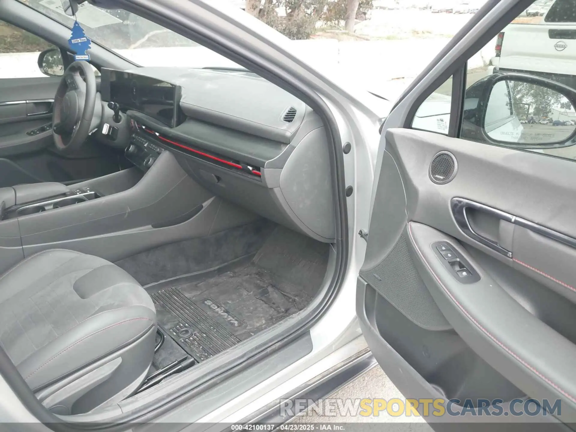 5 Photograph of a damaged car KMHL54JC8RA420283 HYUNDAI SONATA 2024