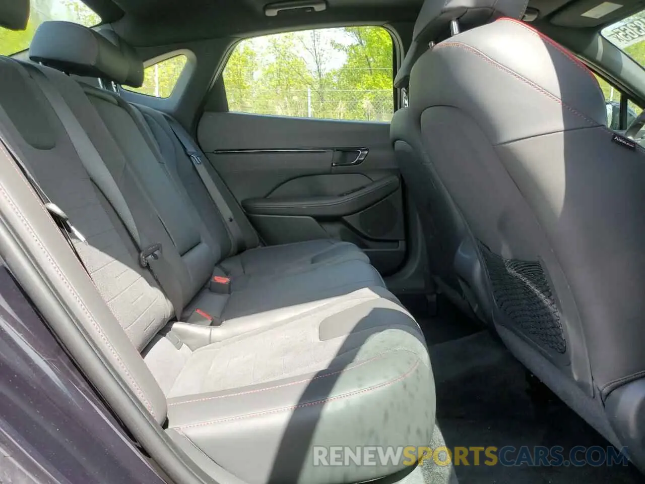 10 Photograph of a damaged car KMHL54JCXRA352956 HYUNDAI SONATA 2024