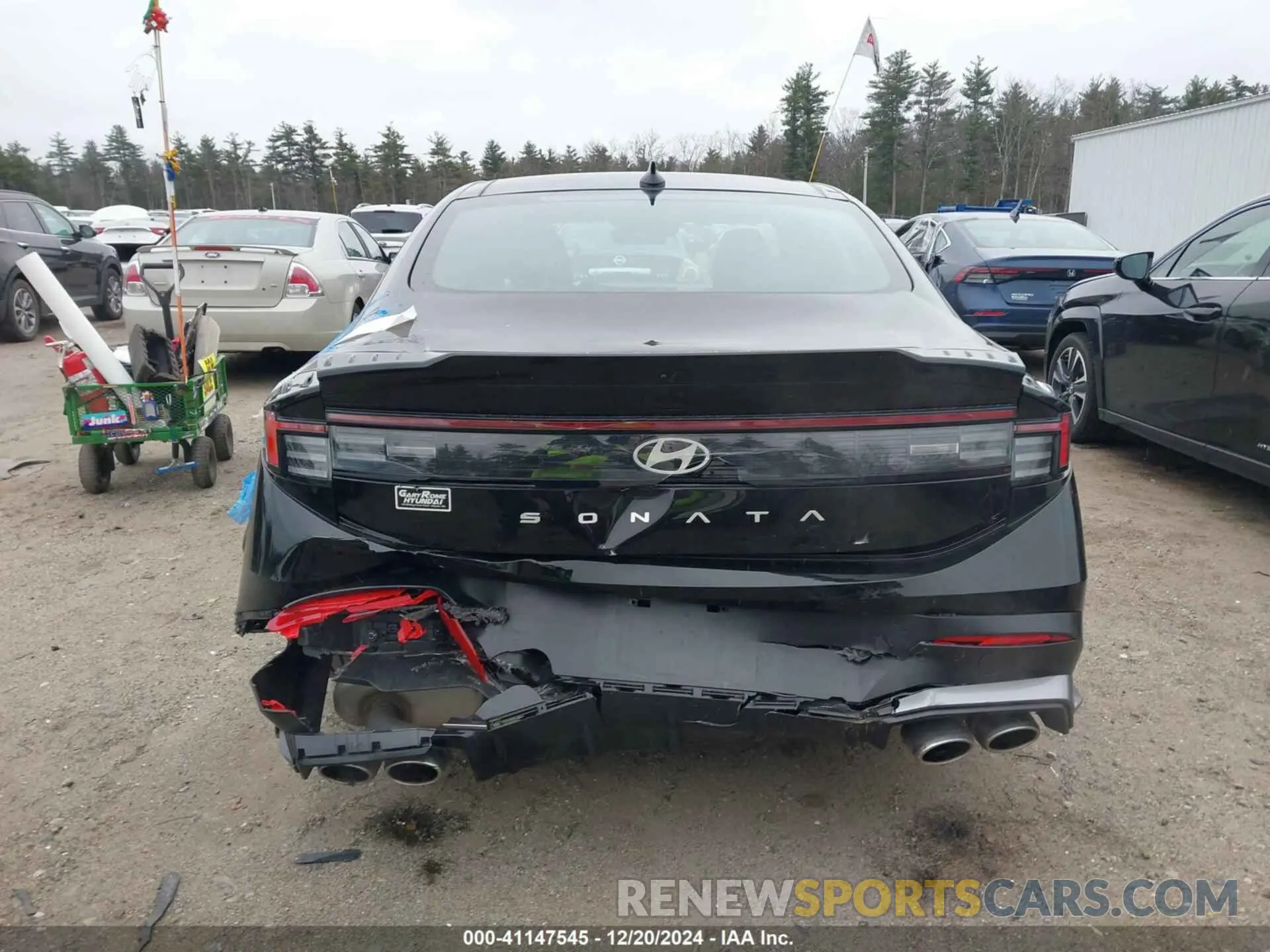 17 Photograph of a damaged car KMHL54JCXRA386461 HYUNDAI SONATA 2024
