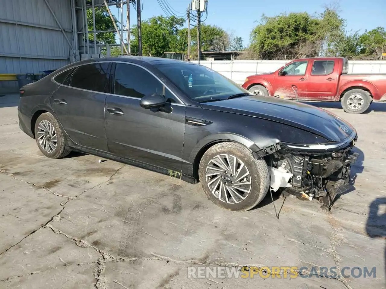4 Photograph of a damaged car KMHL54JJ1RA091490 HYUNDAI SONATA 2024