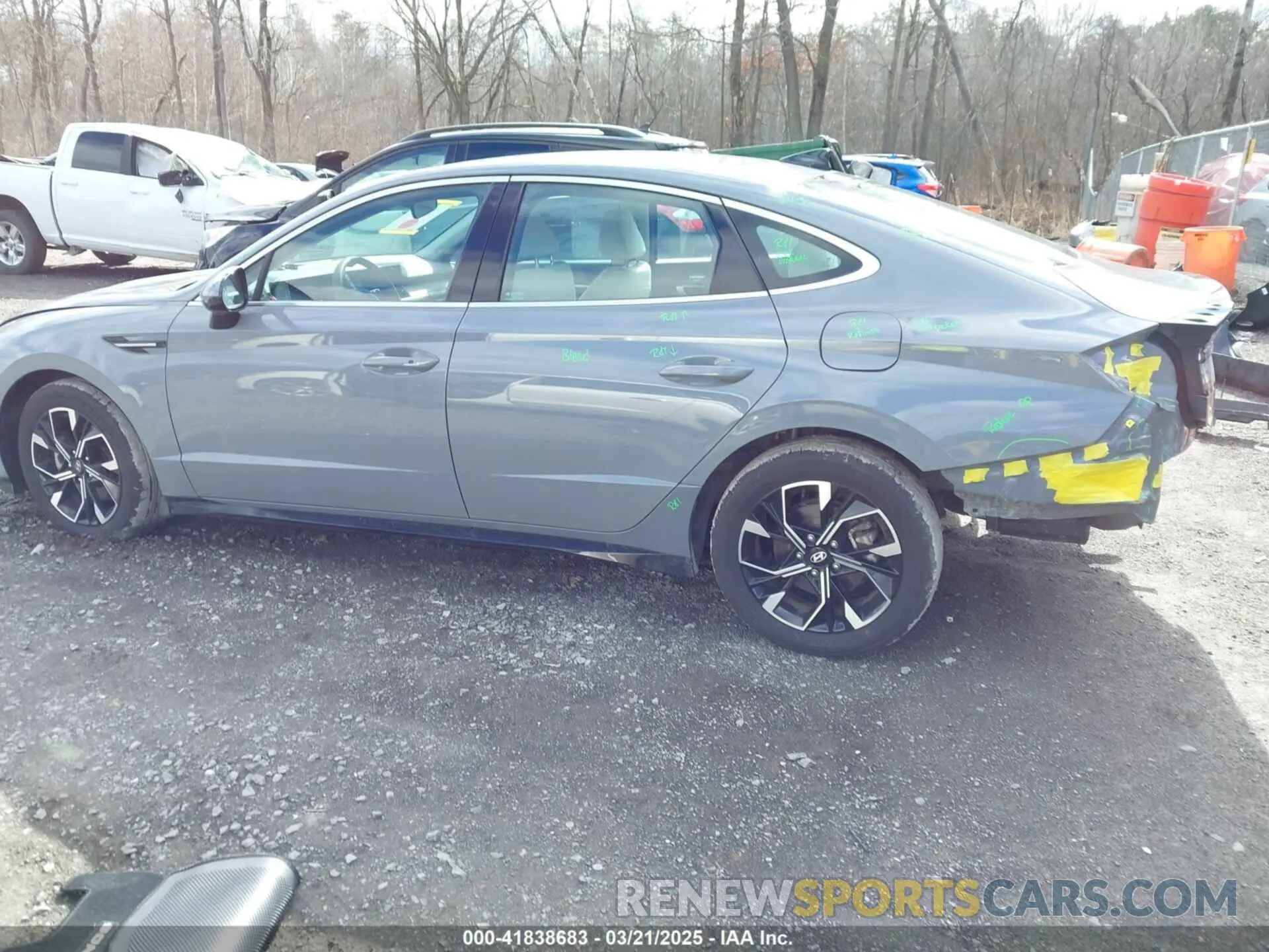 14 Photograph of a damaged car KMHL64JA0RA356123 HYUNDAI SONATA 2024