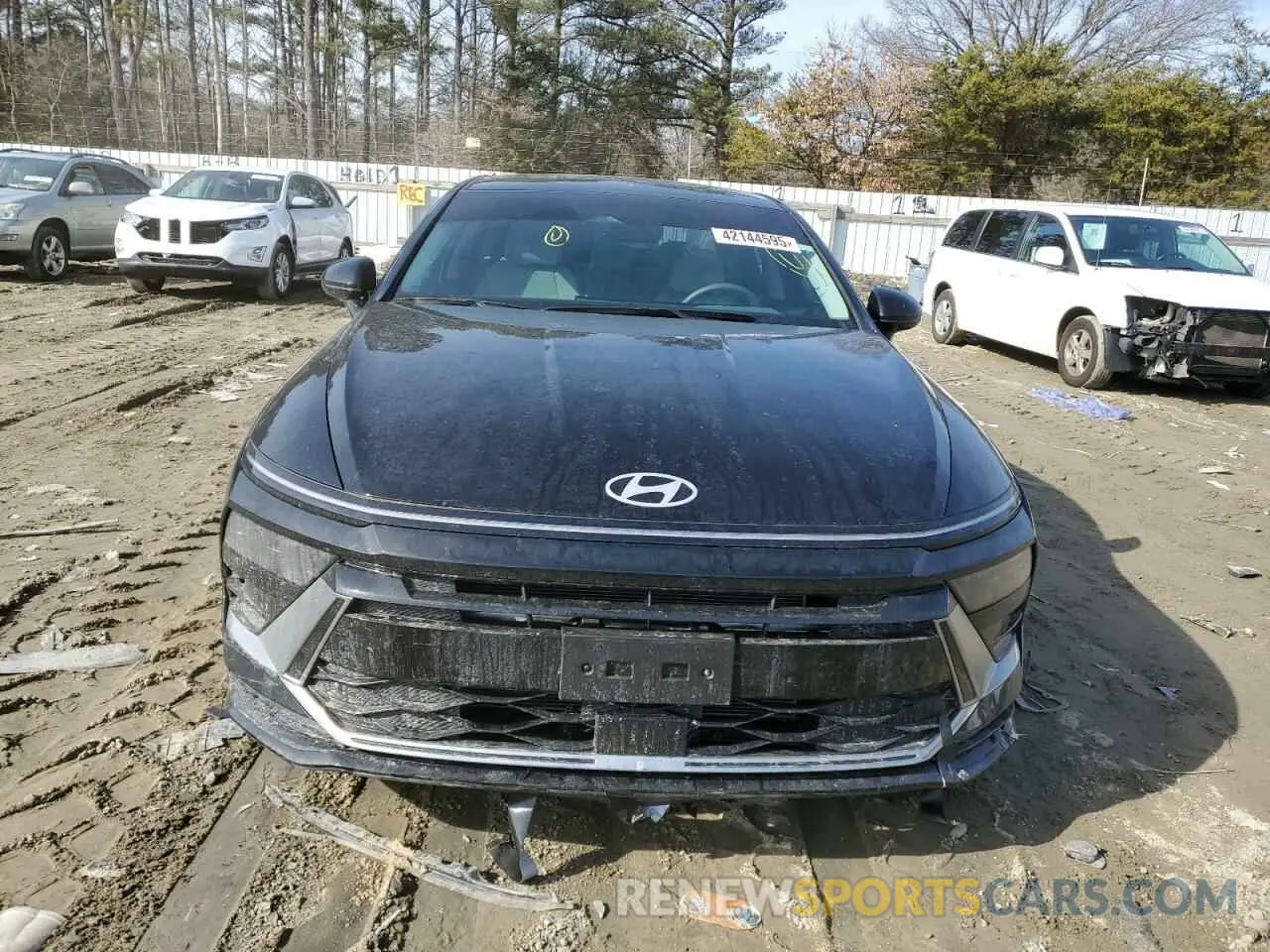 5 Photograph of a damaged car KMHL64JA0RA377215 HYUNDAI SONATA 2024