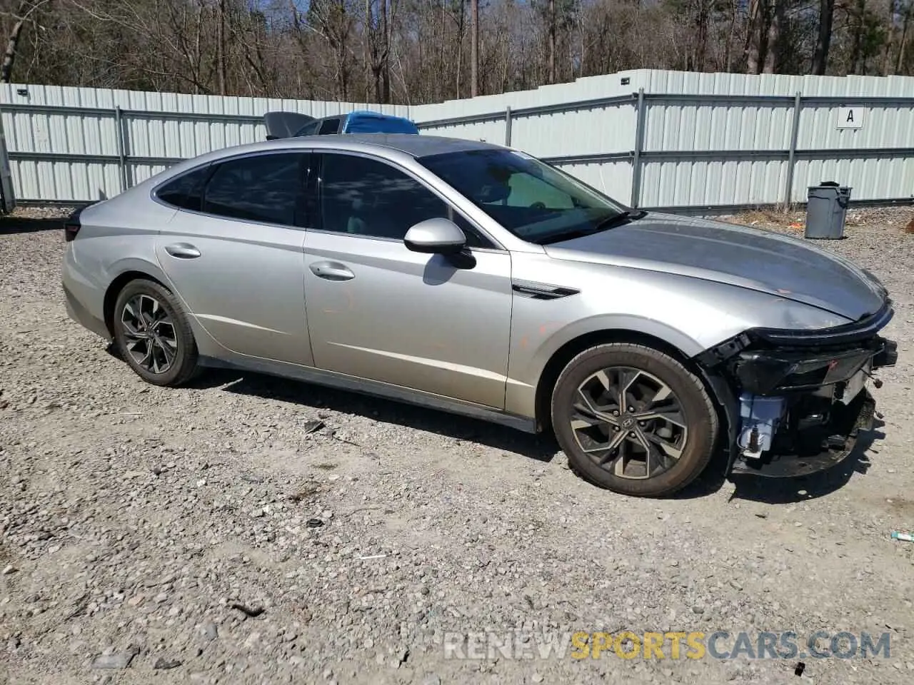 4 Photograph of a damaged car KMHL64JA0RA404154 HYUNDAI SONATA 2024