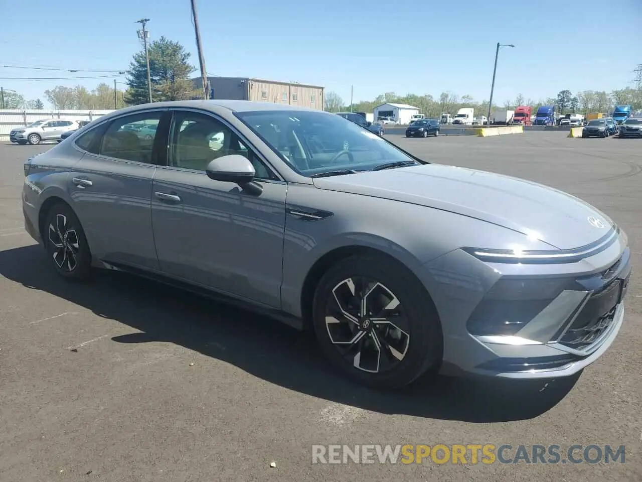 4 Photograph of a damaged car KMHL64JA0RA408981 HYUNDAI SONATA 2024