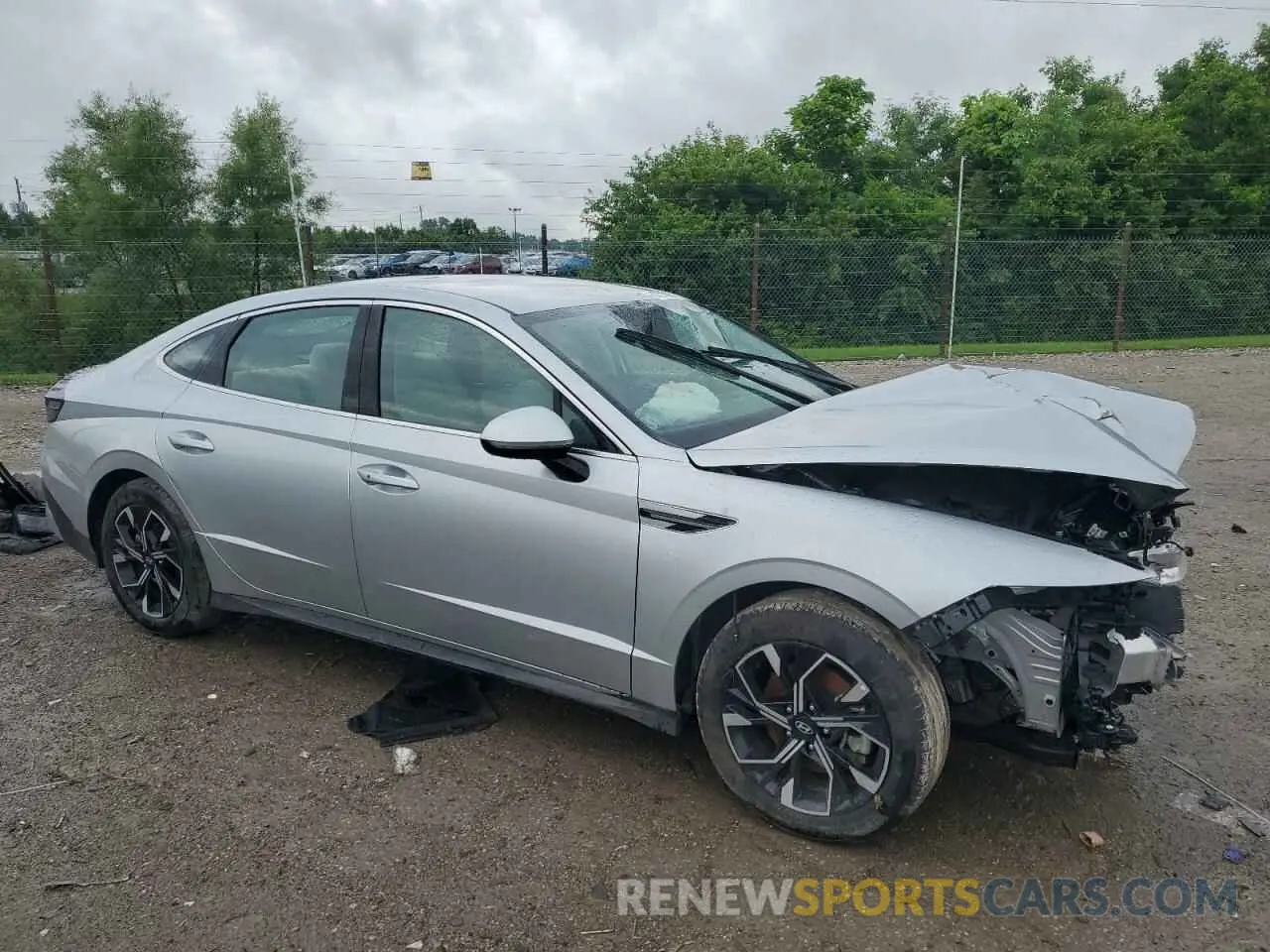 4 Photograph of a damaged car KMHL64JA0RA412173 HYUNDAI SONATA 2024