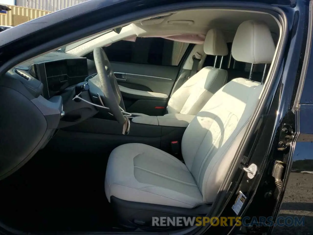 7 Photograph of a damaged car KMHL64JA0RA414960 HYUNDAI SONATA 2024