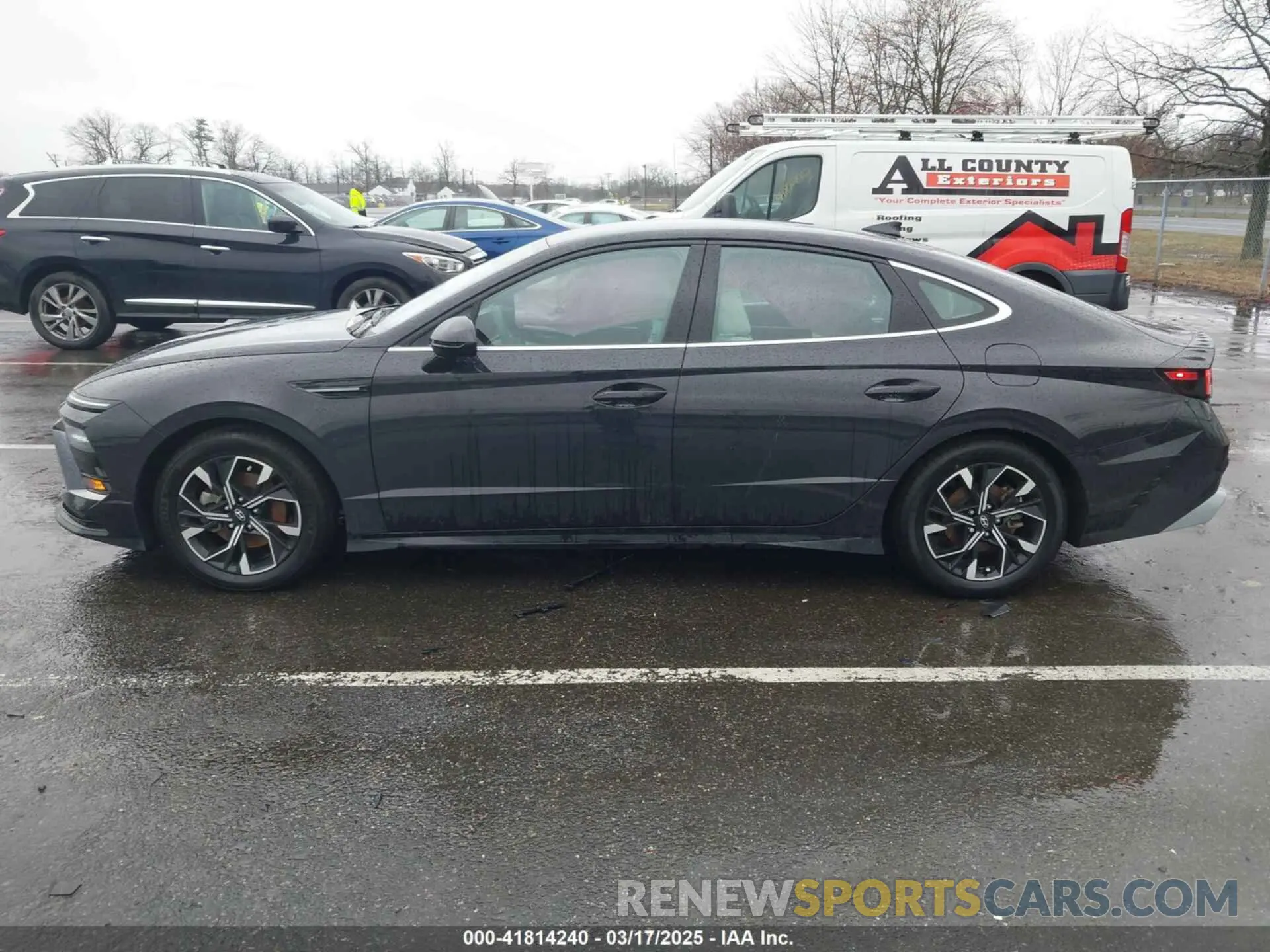 14 Photograph of a damaged car KMHL64JA1RA351738 HYUNDAI SONATA 2024