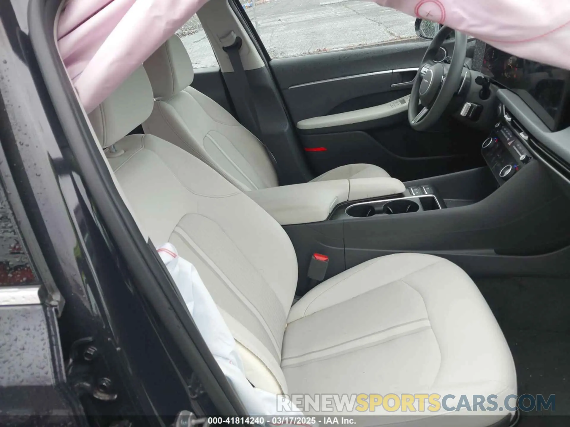 5 Photograph of a damaged car KMHL64JA1RA351738 HYUNDAI SONATA 2024