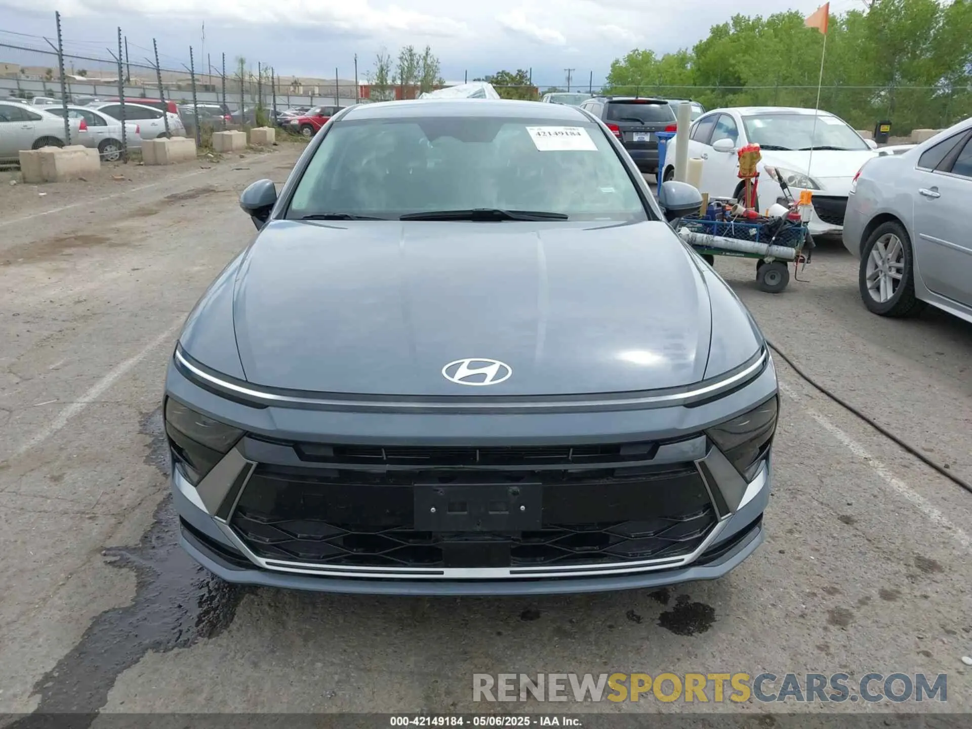 12 Photograph of a damaged car KMHL64JA1RA352243 HYUNDAI SONATA 2024