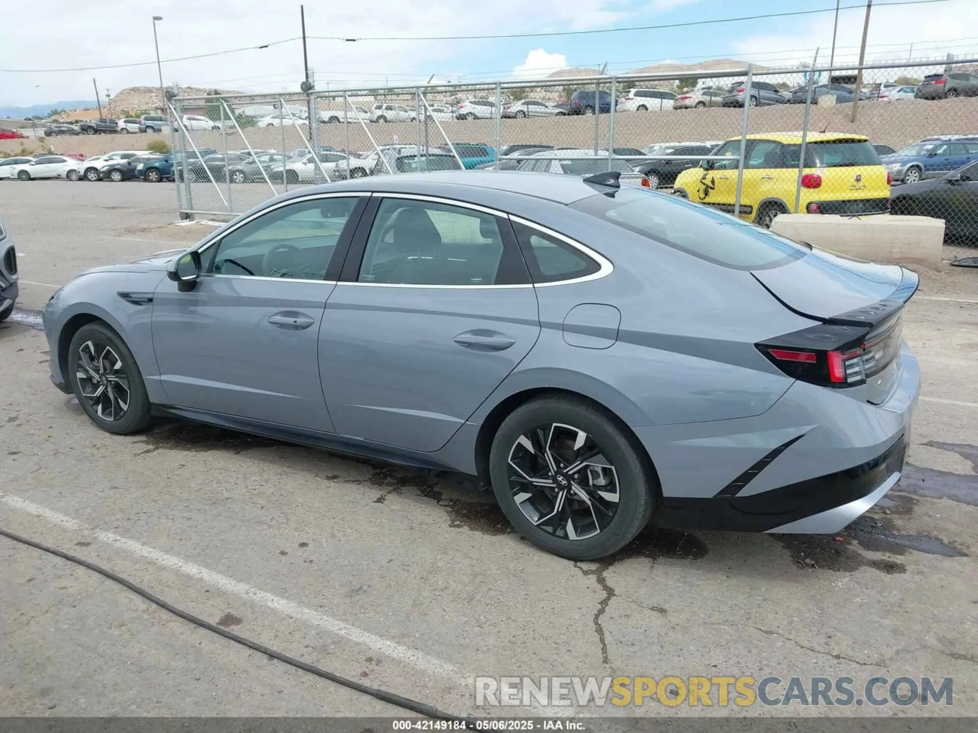 14 Photograph of a damaged car KMHL64JA1RA352243 HYUNDAI SONATA 2024
