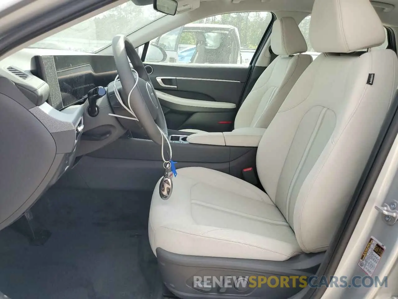 7 Photograph of a damaged car KMHL64JA1RA369415 HYUNDAI SONATA 2024