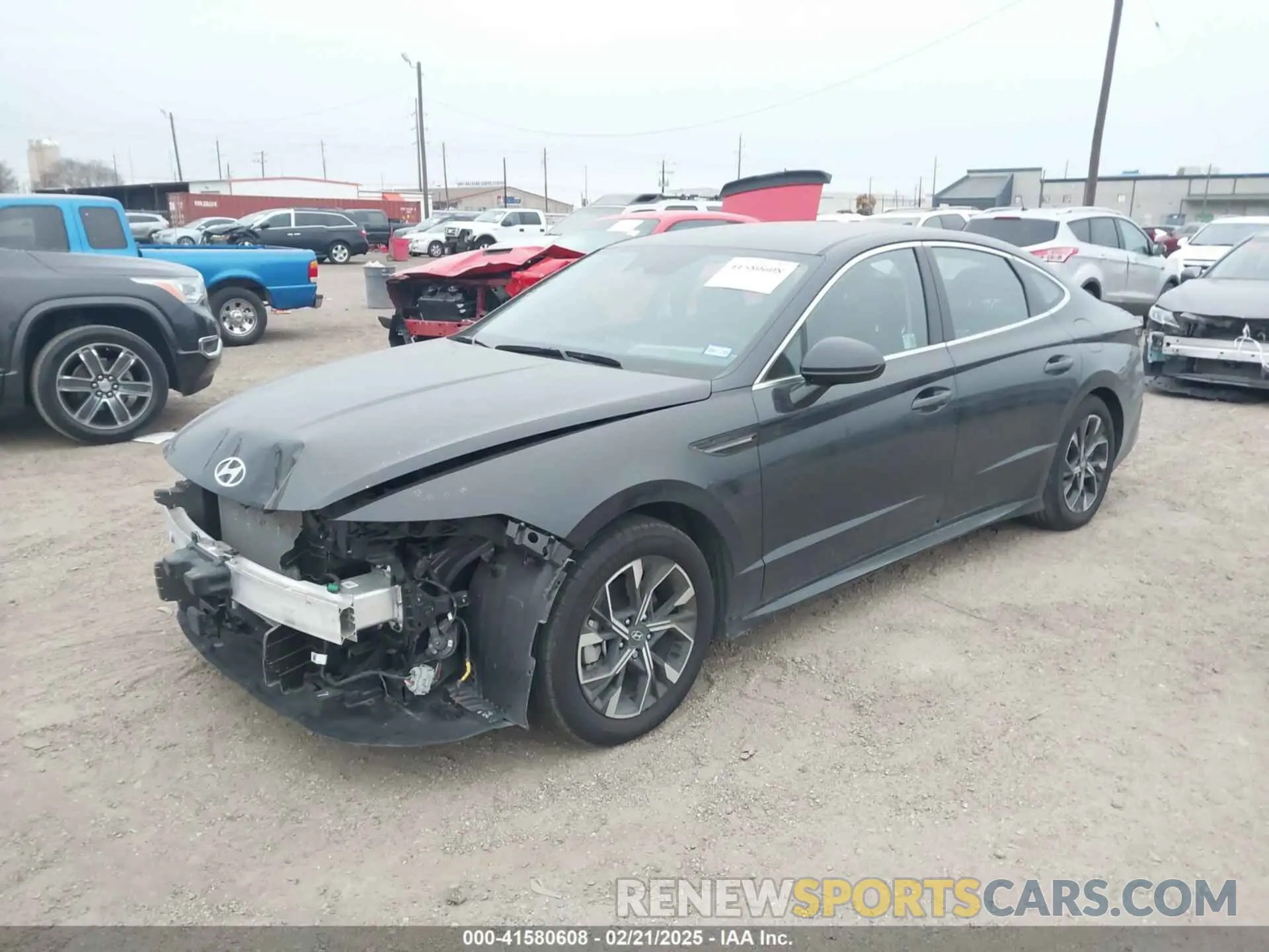 2 Photograph of a damaged car KMHL64JA1RA376669 HYUNDAI SONATA 2024