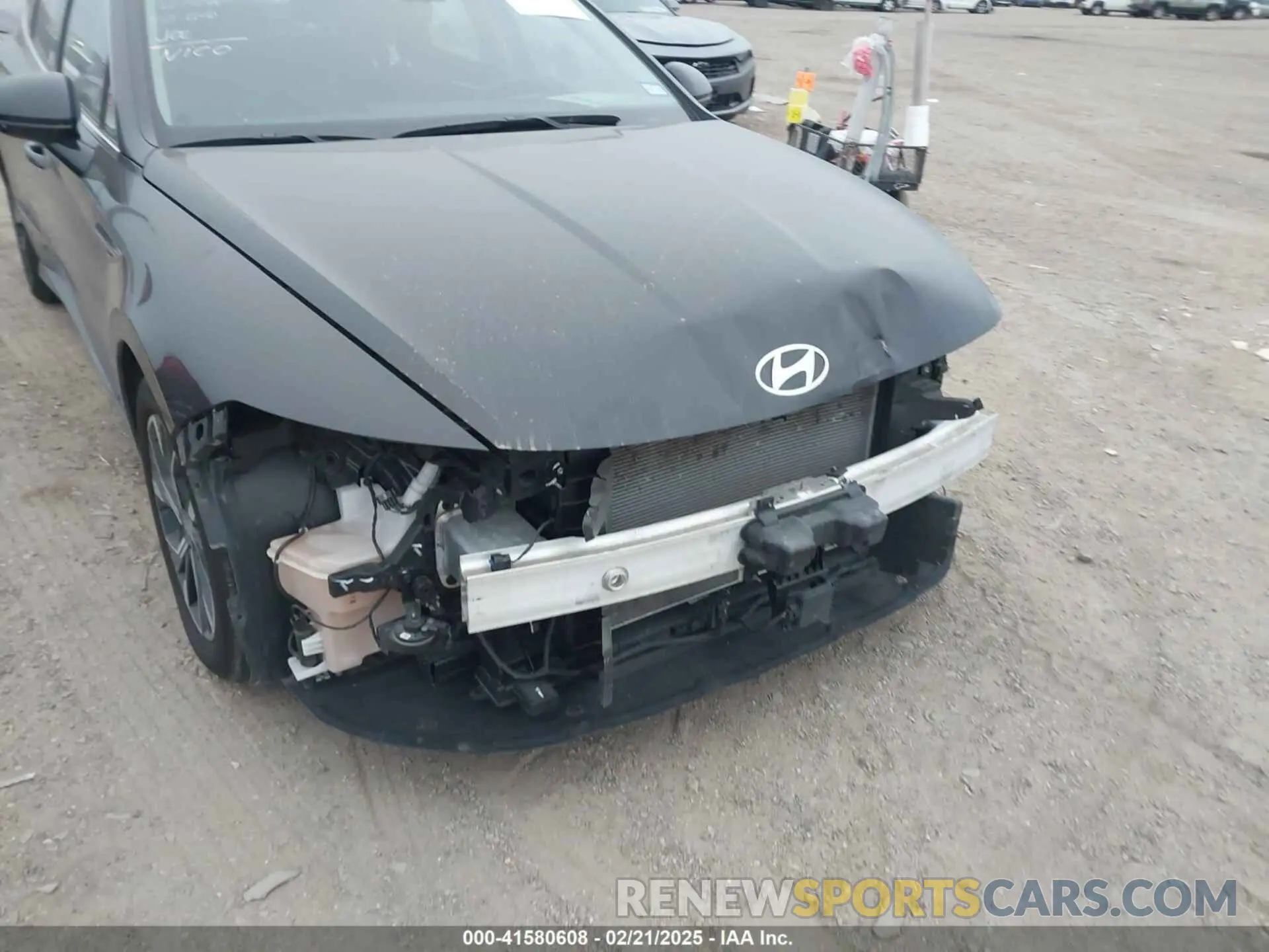 6 Photograph of a damaged car KMHL64JA1RA376669 HYUNDAI SONATA 2024