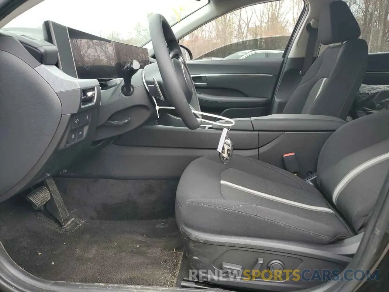7 Photograph of a damaged car KMHL64JA1RA423019 HYUNDAI SONATA 2024