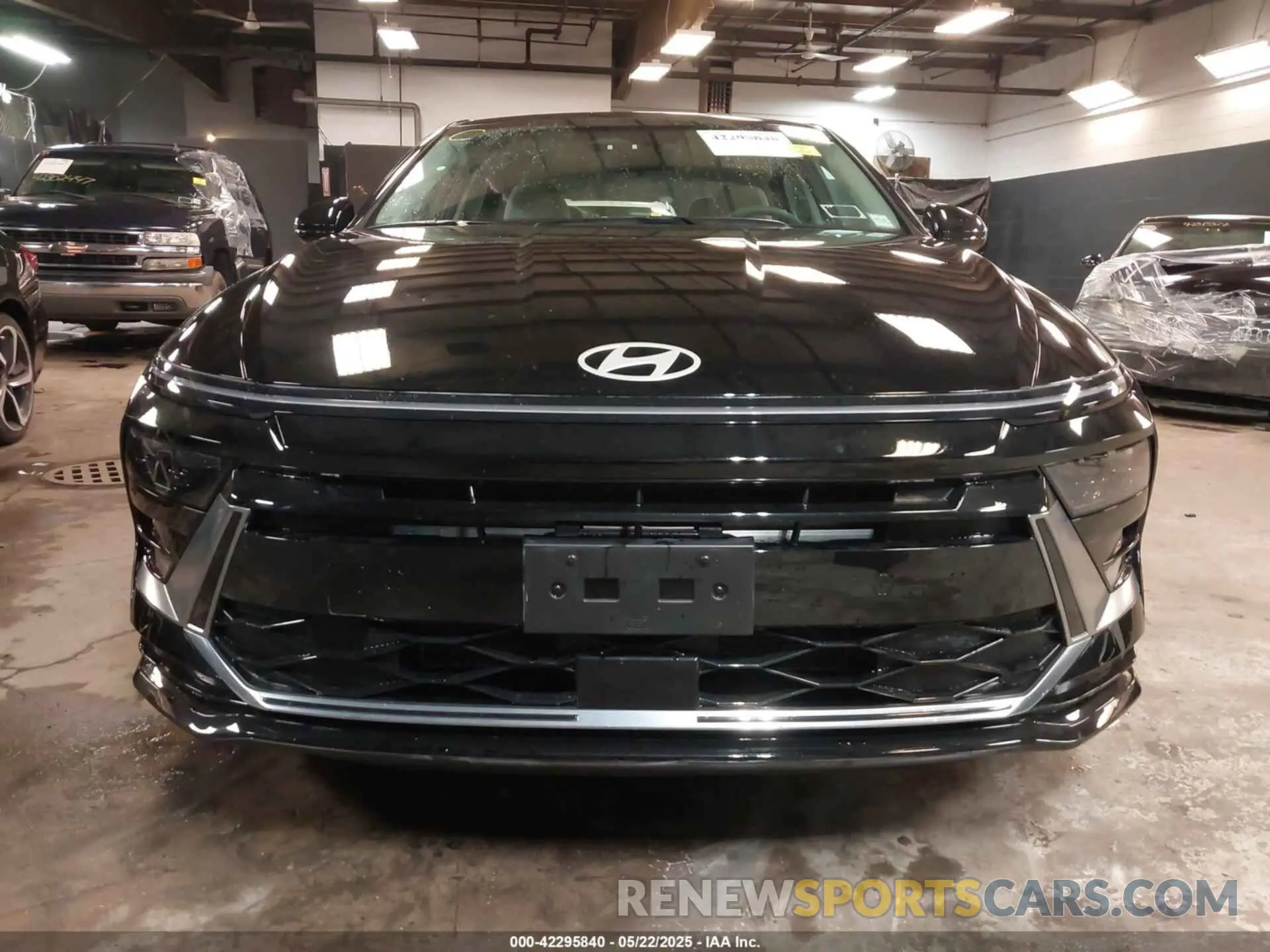 12 Photograph of a damaged car KMHL64JA2RA382142 HYUNDAI SONATA 2024