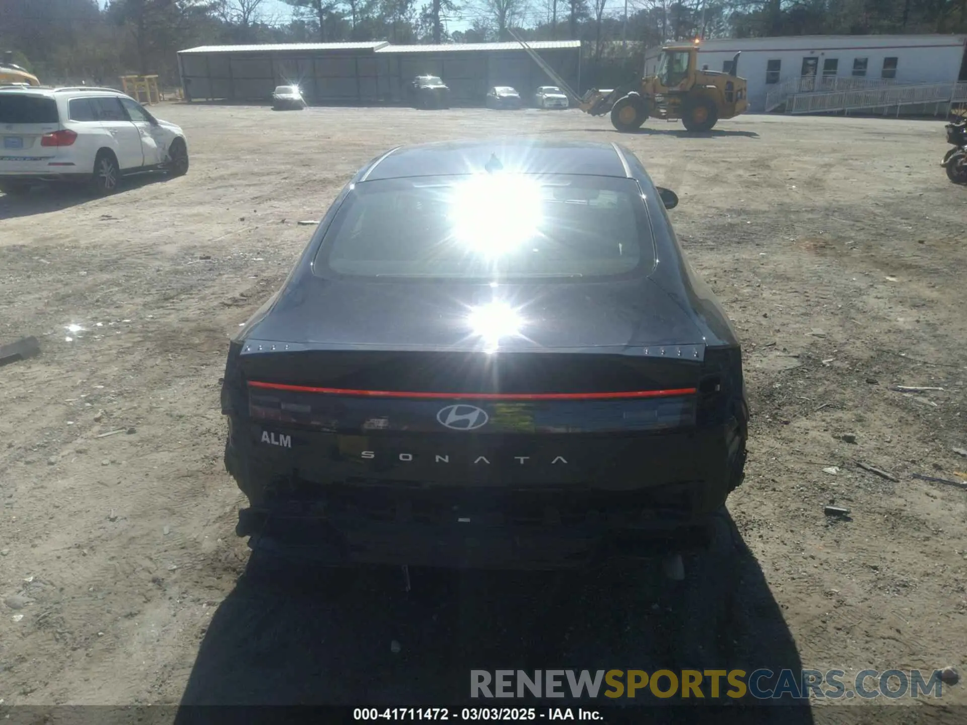17 Photograph of a damaged car KMHL64JA2RA385381 HYUNDAI SONATA 2024