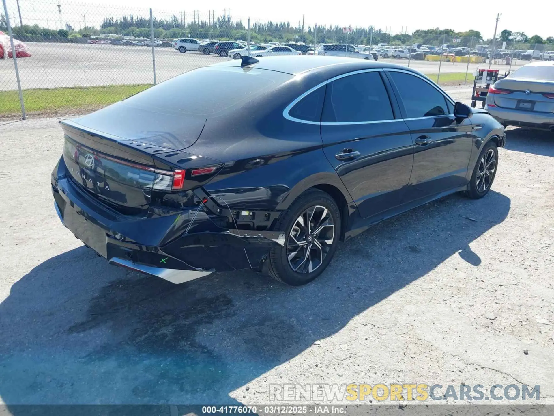 4 Photograph of a damaged car KMHL64JA3RA394882 HYUNDAI SONATA 2024