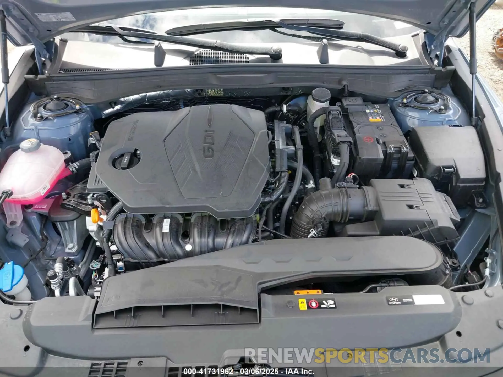 10 Photograph of a damaged car KMHL64JA3RA403449 HYUNDAI SONATA 2024