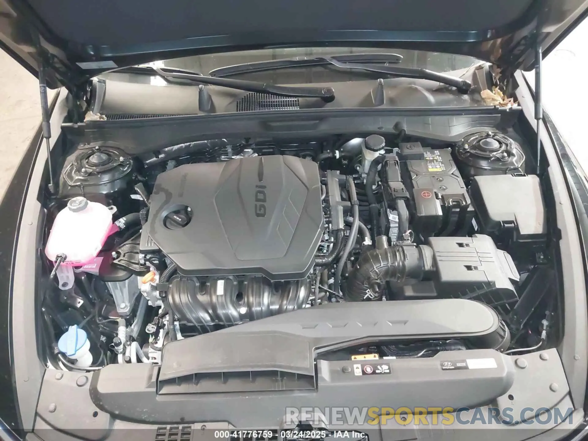 10 Photograph of a damaged car KMHL64JA3RA408179 HYUNDAI SONATA 2024