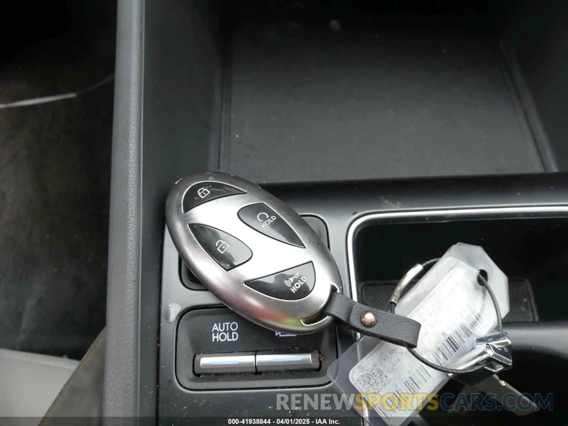 11 Photograph of a damaged car KMHL64JA3RA414130 HYUNDAI SONATA 2024