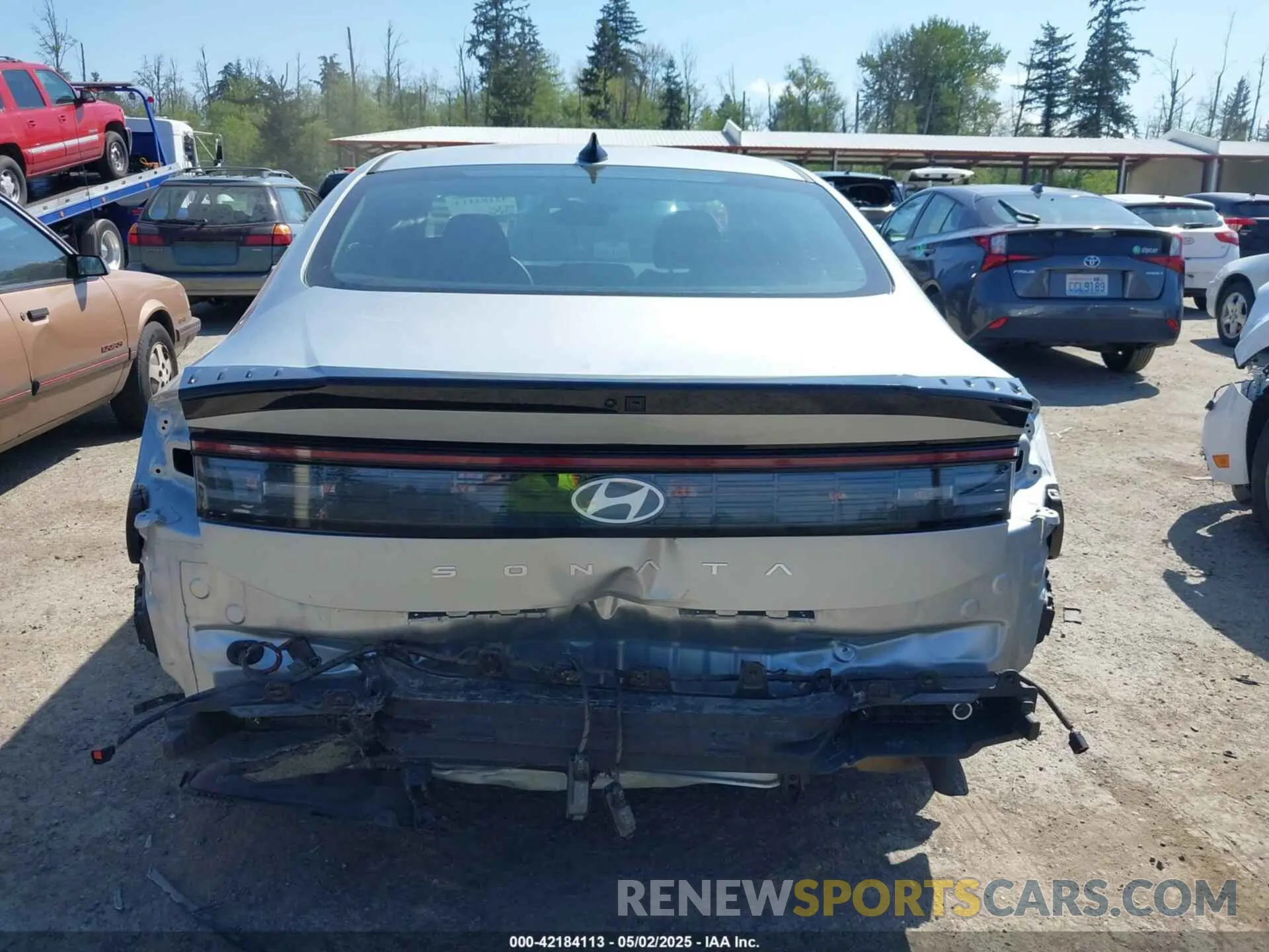 17 Photograph of a damaged car KMHL64JA3RA414323 HYUNDAI SONATA 2024