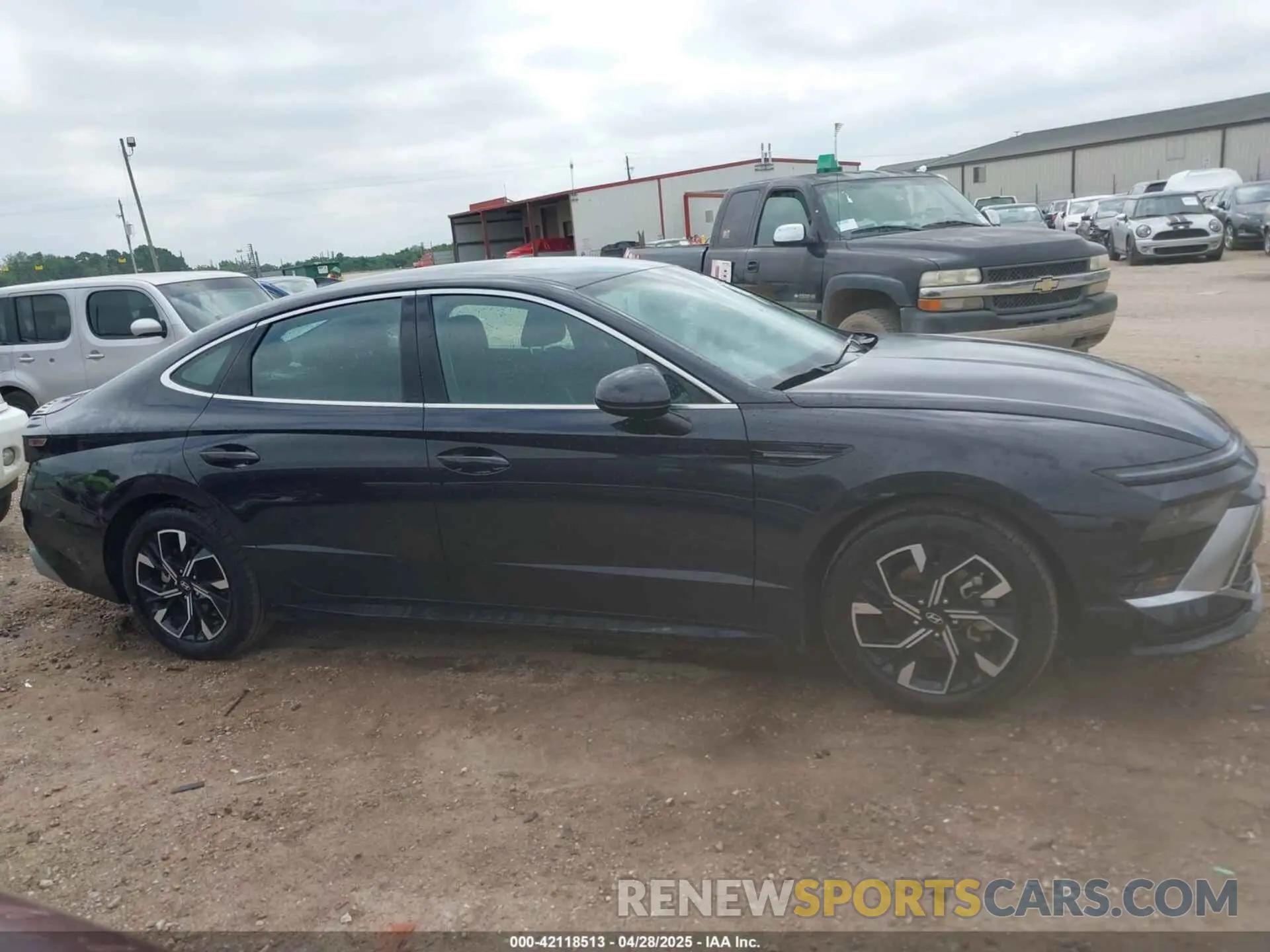 13 Photograph of a damaged car KMHL64JA4RA373328 HYUNDAI SONATA 2024