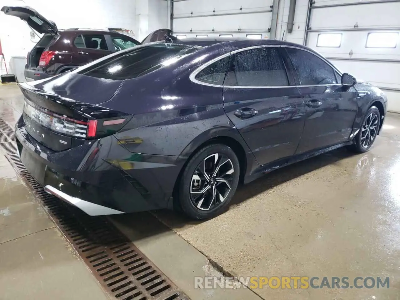 3 Photograph of a damaged car KMHL64JA4RA375435 HYUNDAI SONATA 2024
