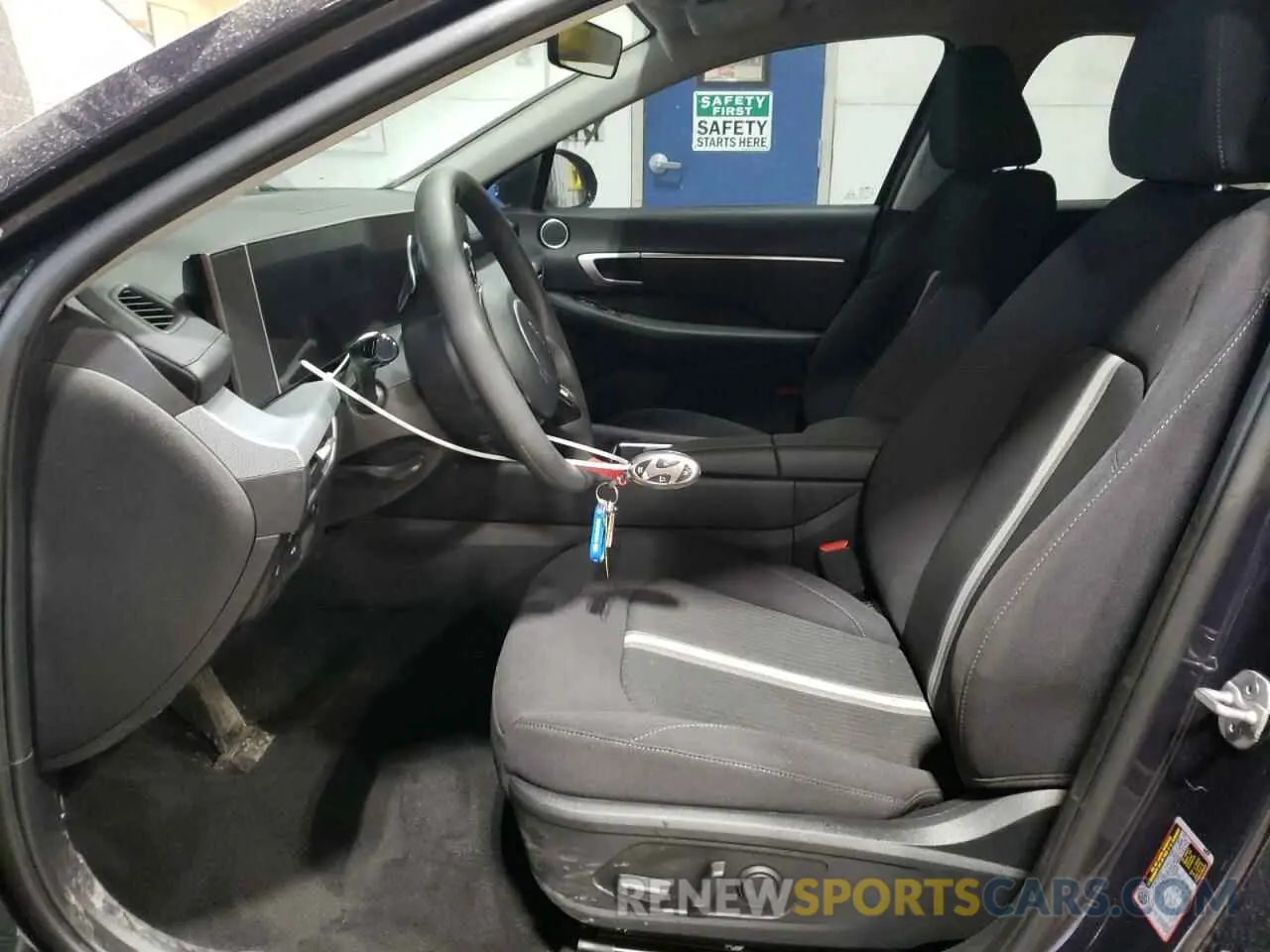 7 Photograph of a damaged car KMHL64JA4RA375435 HYUNDAI SONATA 2024