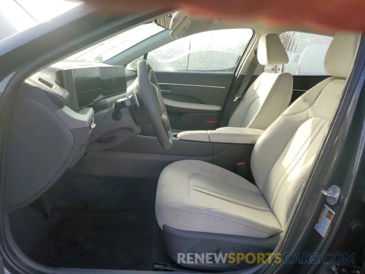 7 Photograph of a damaged car KMHL64JA4RA386919 HYUNDAI SONATA 2024