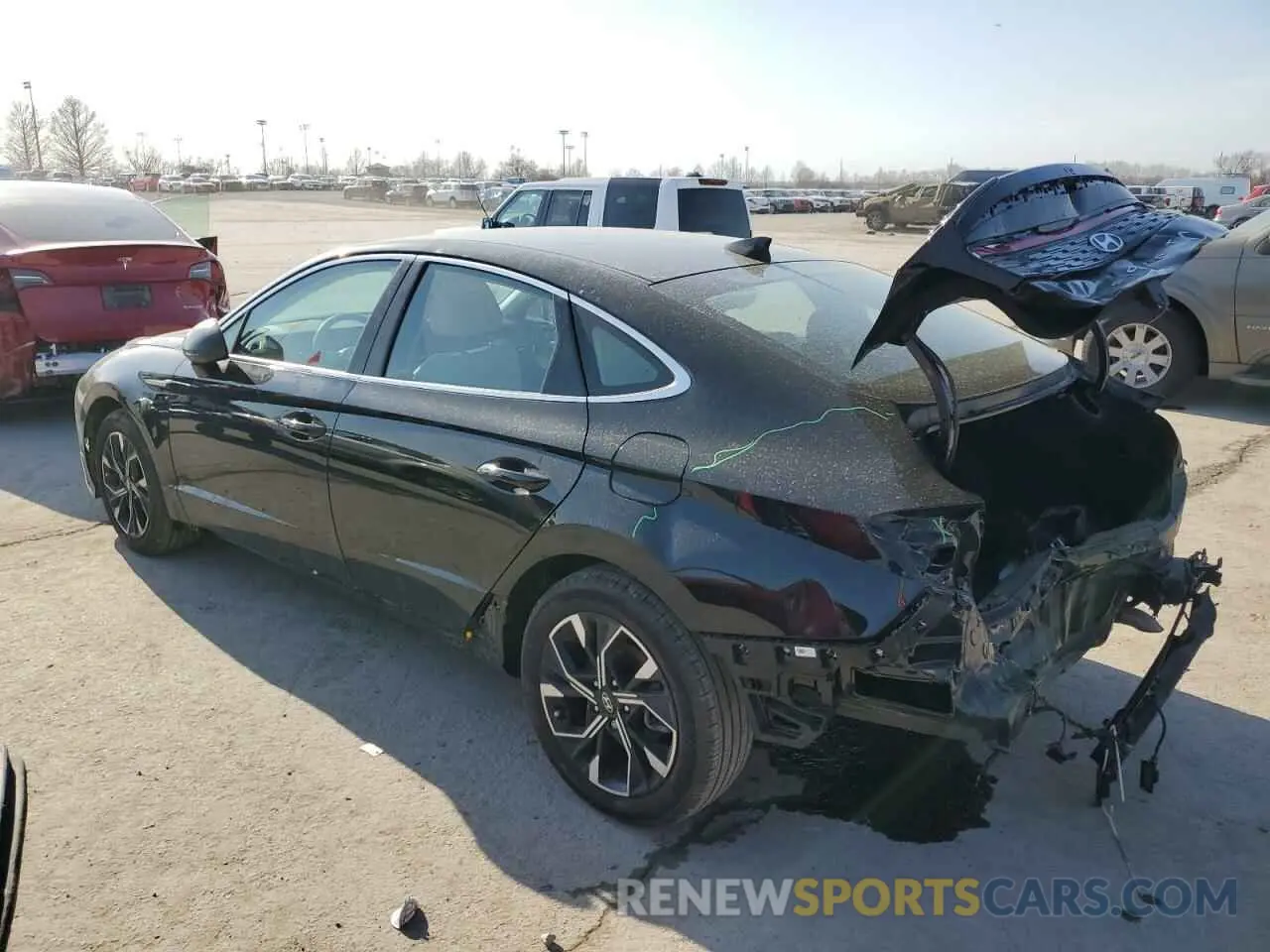 2 Photograph of a damaged car KMHL64JA5RA366629 HYUNDAI SONATA 2024