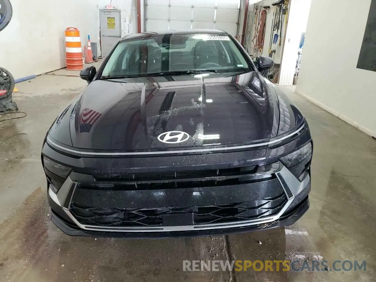 5 Photograph of a damaged car KMHL64JA5RA373323 HYUNDAI SONATA 2024