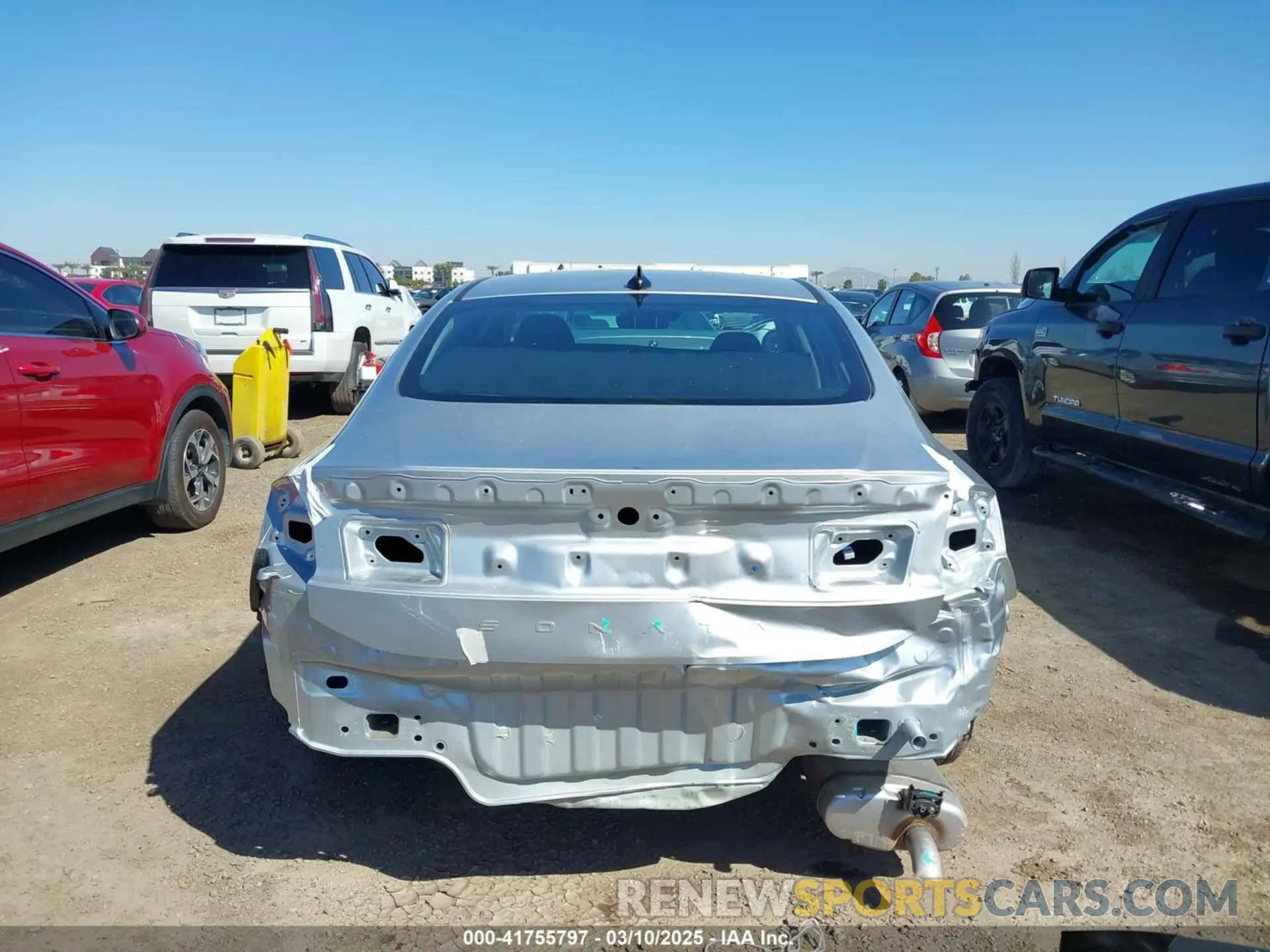 17 Photograph of a damaged car KMHL64JA5RA395421 HYUNDAI SONATA 2024