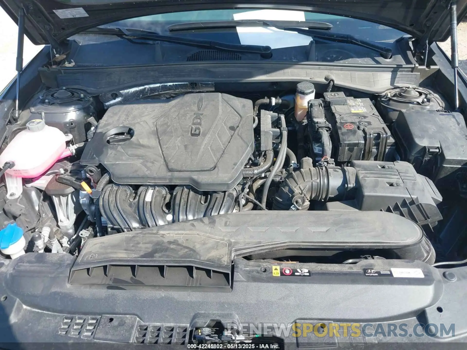 10 Photograph of a damaged car KMHL64JA5RA402206 HYUNDAI SONATA 2024