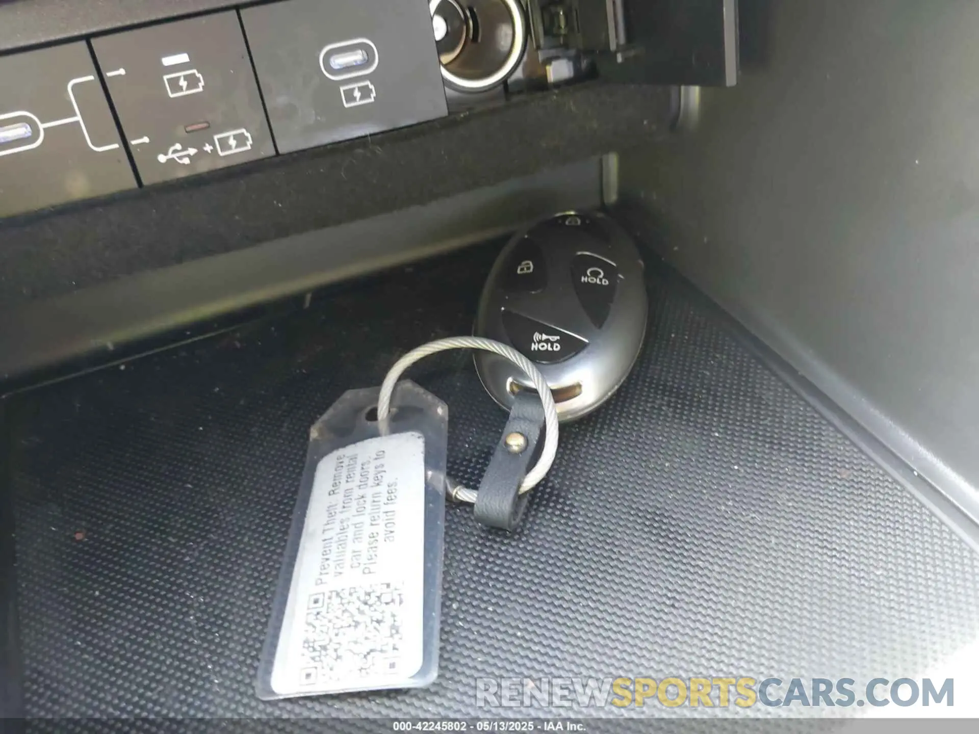 11 Photograph of a damaged car KMHL64JA5RA402206 HYUNDAI SONATA 2024
