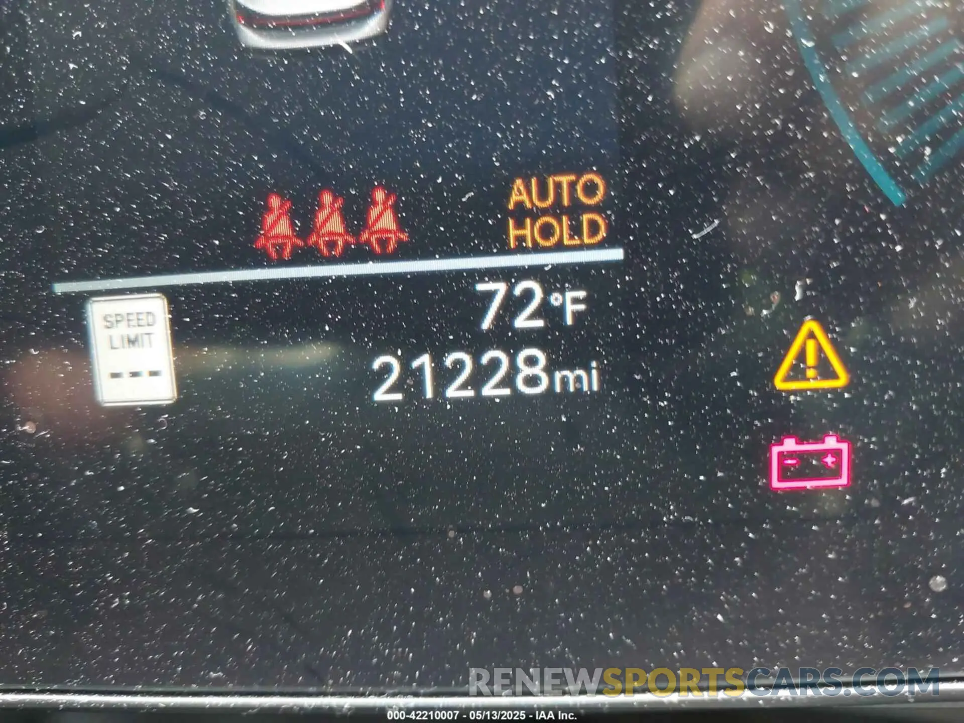 15 Photograph of a damaged car KMHL64JA6RA364775 HYUNDAI SONATA 2024
