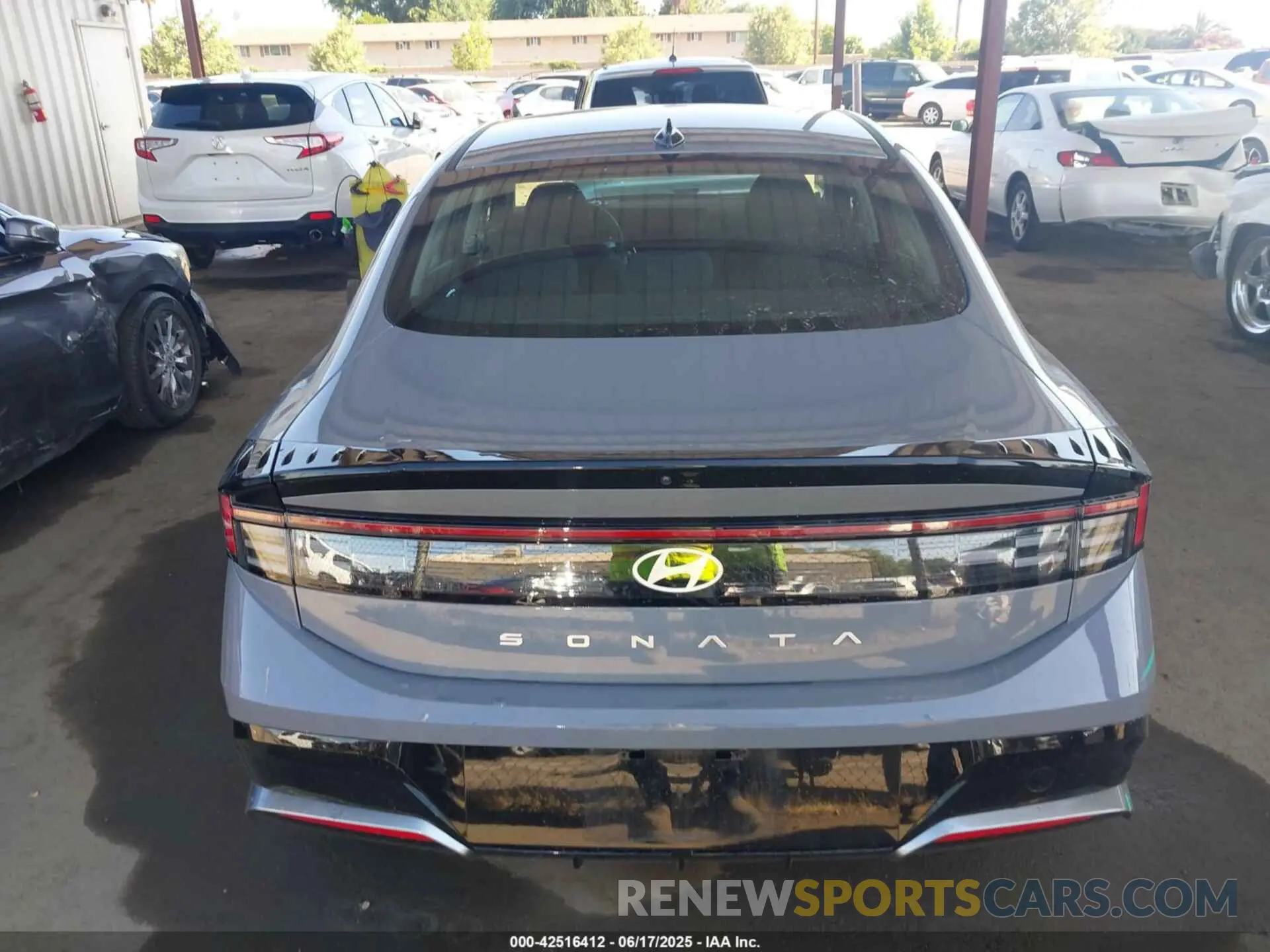 16 Photograph of a damaged car KMHL64JA6RA419564 HYUNDAI SONATA 2024