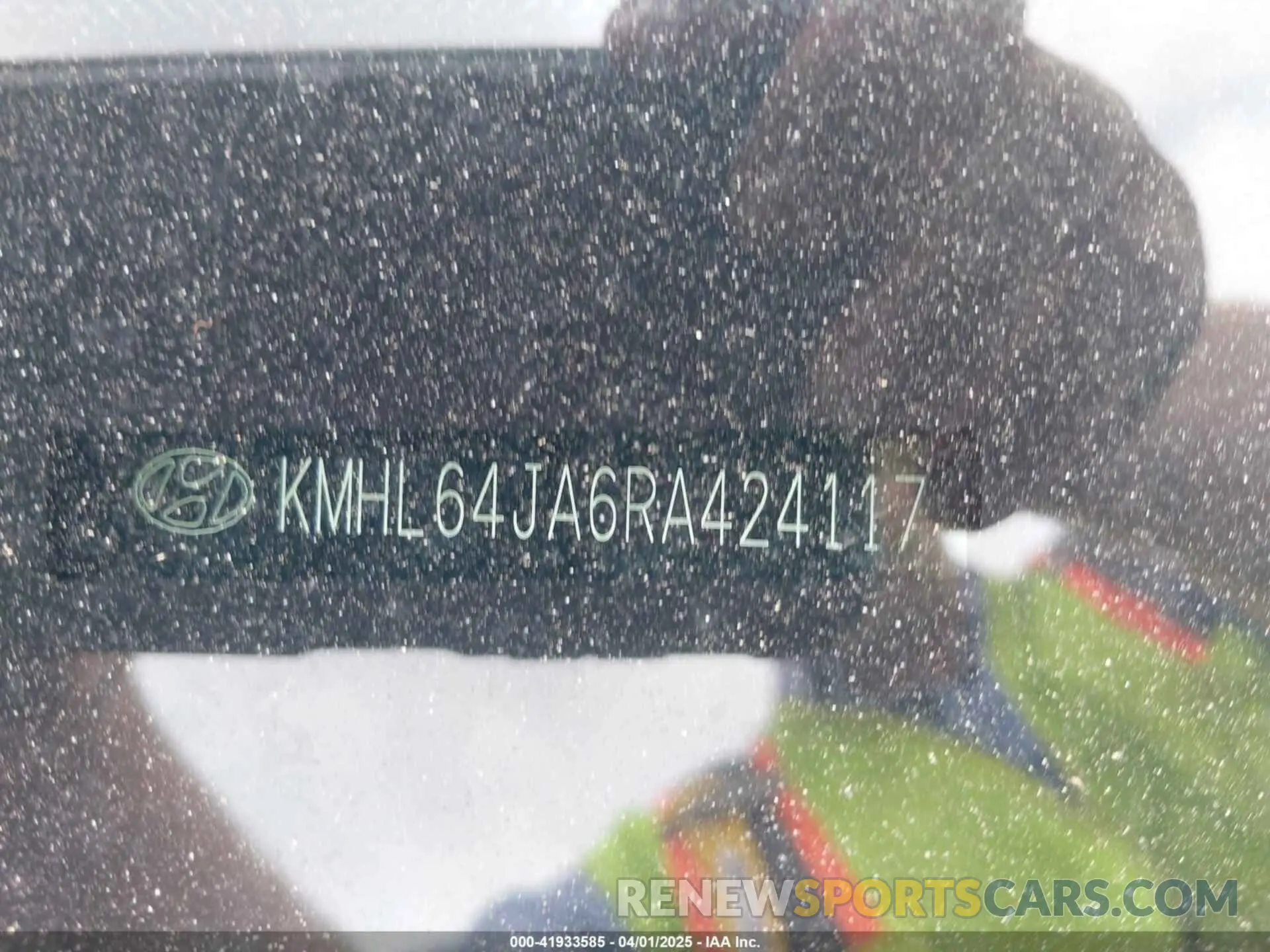 18 Photograph of a damaged car KMHL64JA6RA424117 HYUNDAI SONATA 2024